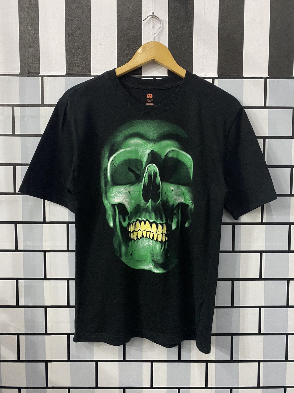 Vintage Skull 3D inspired Liquid Blue tshirt Size US S / EU 44-46 / 1 - 2 Thumbnail