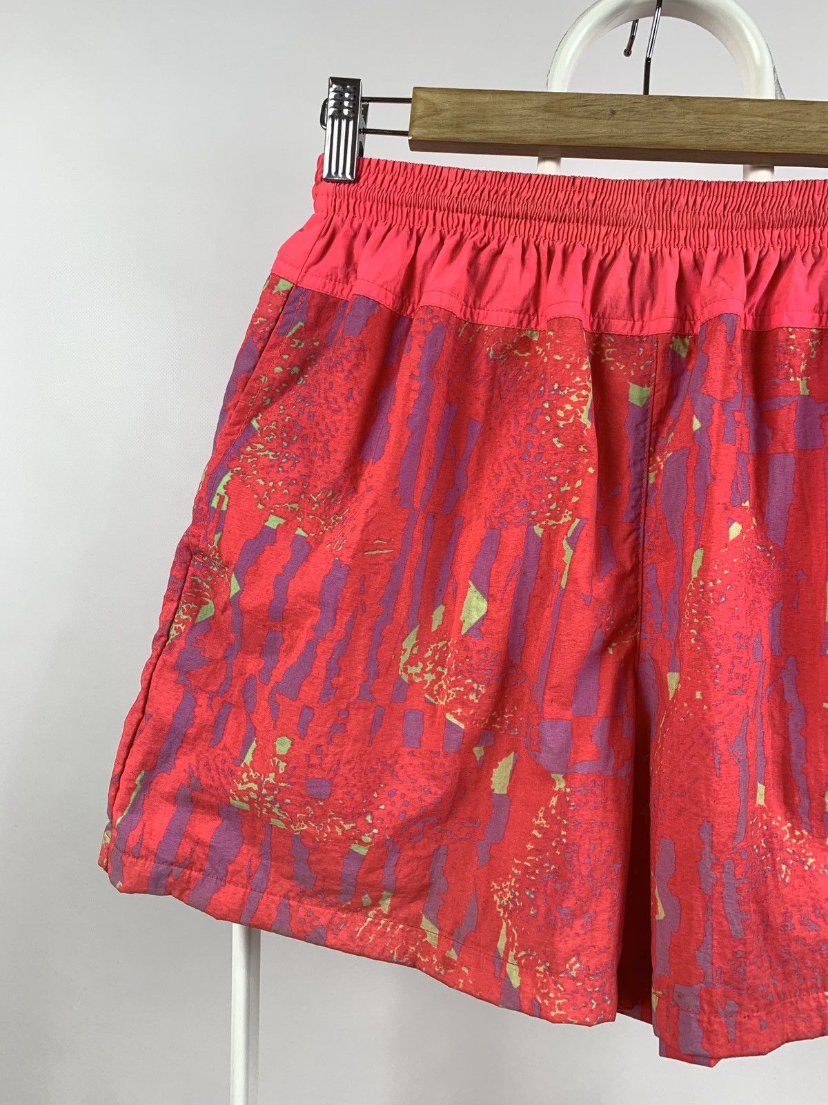 Nike 80s Vintage Nike Challenge Court Nylon Shorts Andre Agassi Size US 30 / EU 46 - 8 Thumbnail