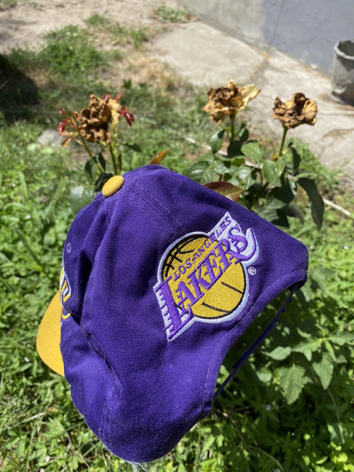 NBA × Vintage Vintage 90s L.A. Lakers NBA Trucker Cap Kobe Bryant Os Size ONE SIZE - 3 Thumbnail
