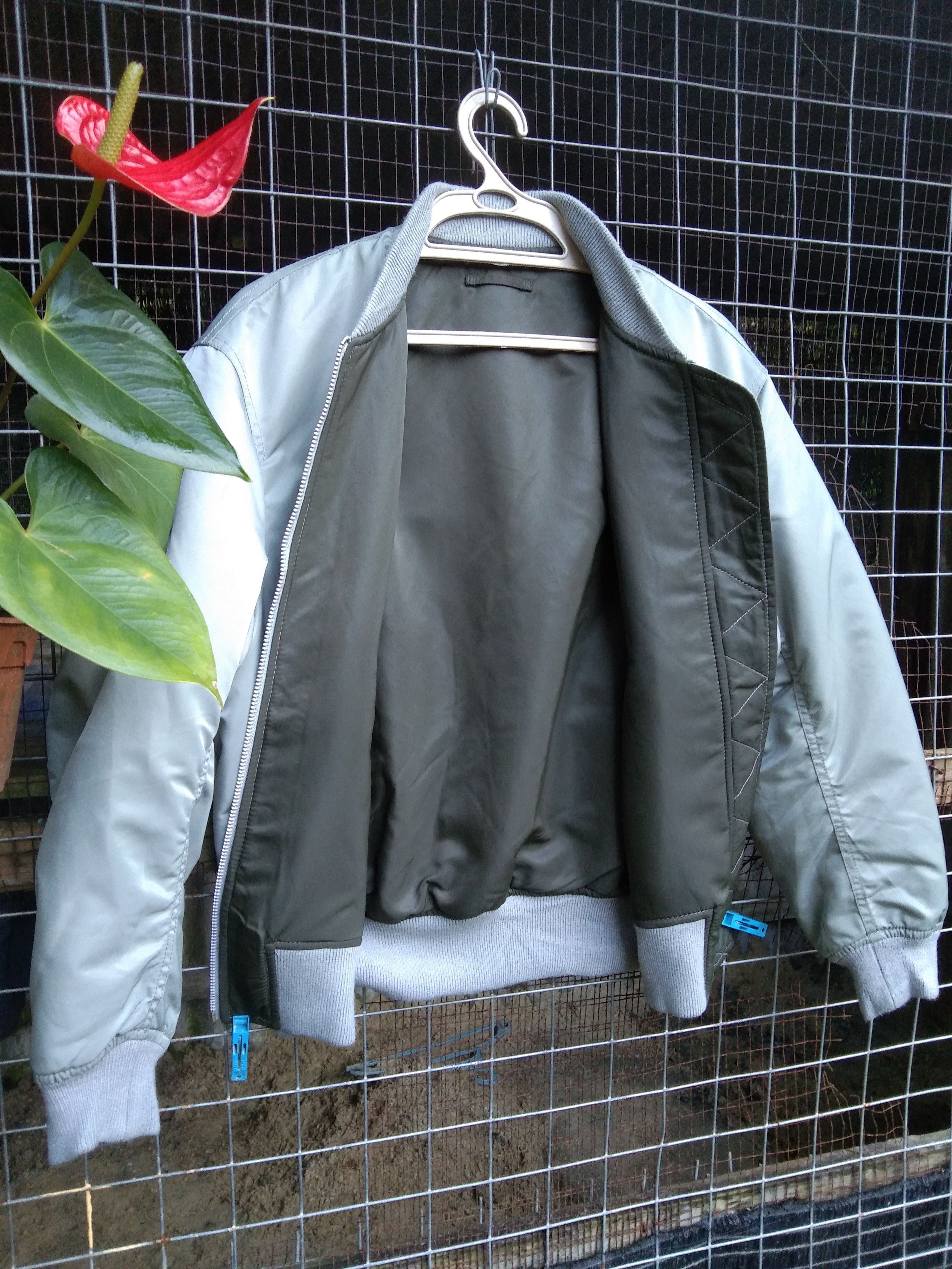 image of Lemaire x Uniqlo Women's Revisible Bomber Jacket (Size Small)