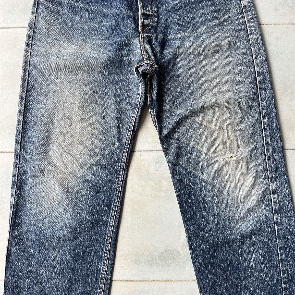 Levi's × Levi's Vintage Clothing Vintage Levis 559 Distressed Faded Blue Baggy Jeans Size US 34 / EU 50 - 8 Thumbnail