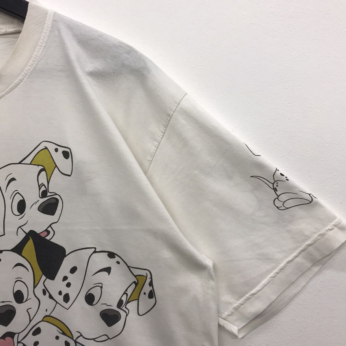Cartoon Network × Vintage Rare!! Crazy T-shirt 101 Dalmatians Puppies Graphic!! Size US XL / EU 56 / 4 - 5 Thumbnail