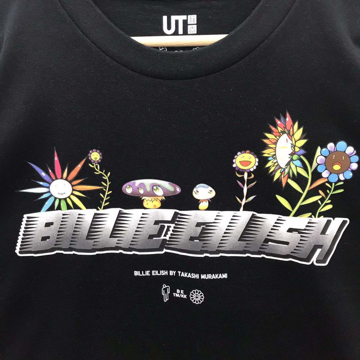 Billie Eilish × Takashi Murakami × Uniqlo Rare!!Uniqlo X Billie Eilish X TakashiMurakami Spellout Tee Size US XL / EU 56 / 4 - 4 Thumbnail