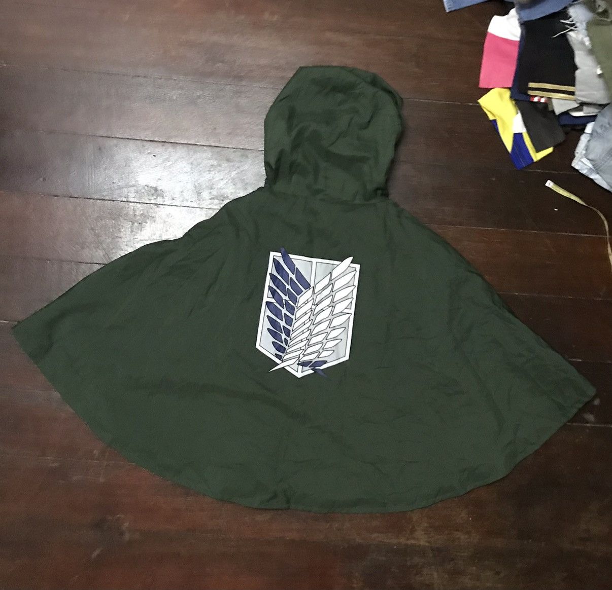 Anime × Japanese Brand × Universal Studios Attack of titan capes by universal studios one size Size US L / EU 52-54 / 3 - 5 Thumbnail