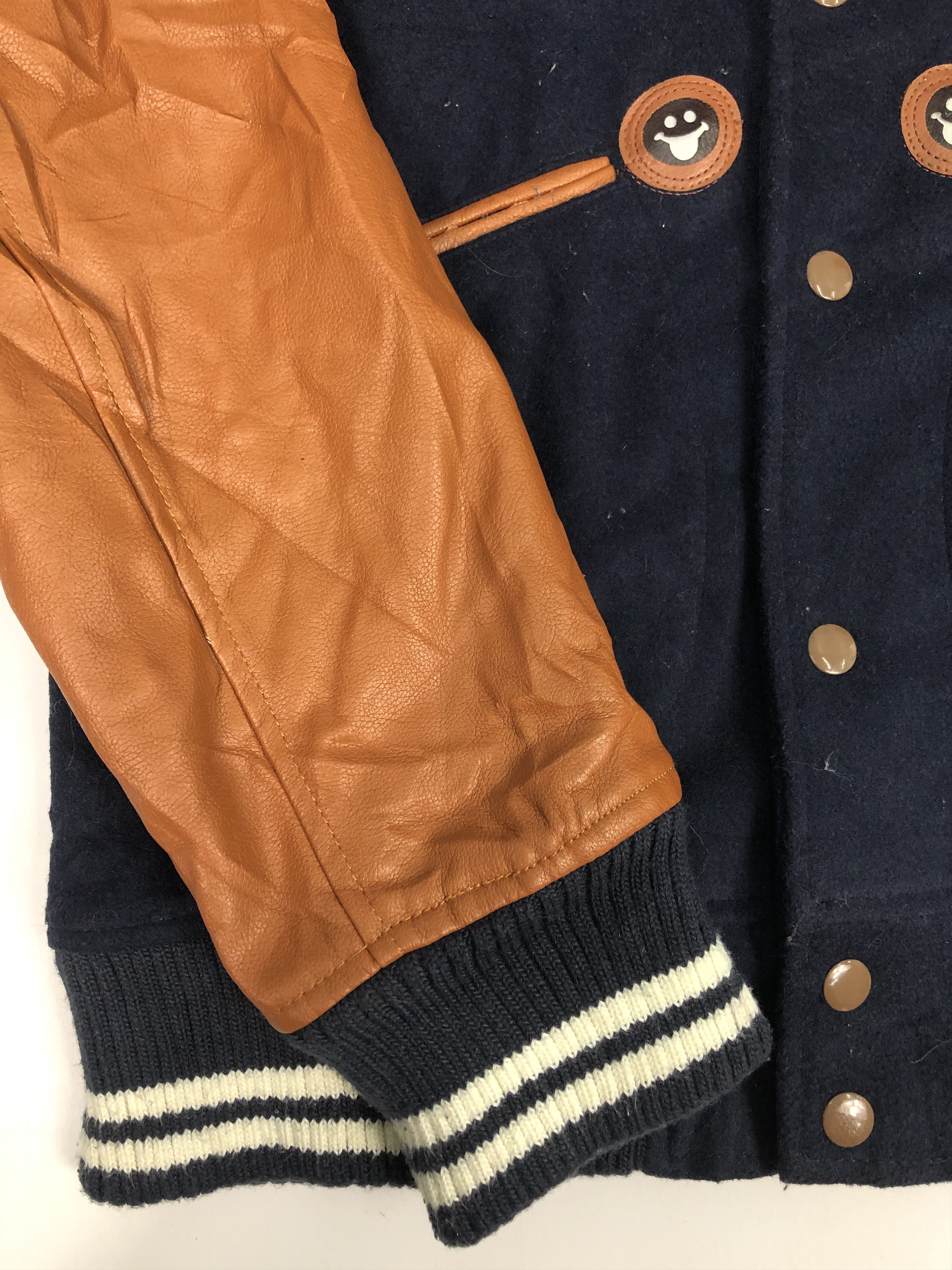 Japanese Brand Vintage Varsity Jacket Leather Sleeve Up Smile V0042 Size US M / EU 48-50 / 2 - 4 Thumbnail