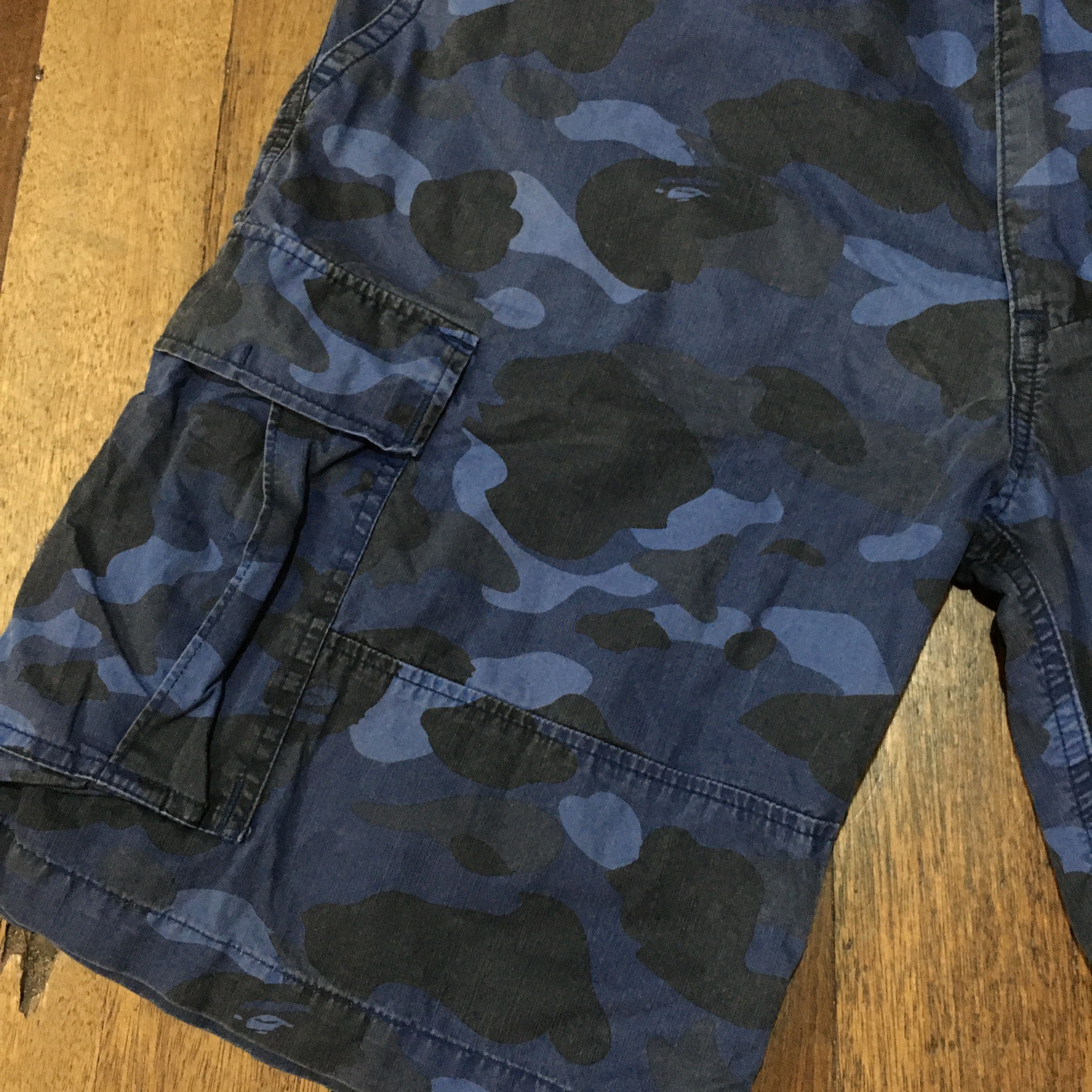 Bape OG Bape Blue Camo Cargo short Size US 34 / EU 50 - 6 Thumbnail