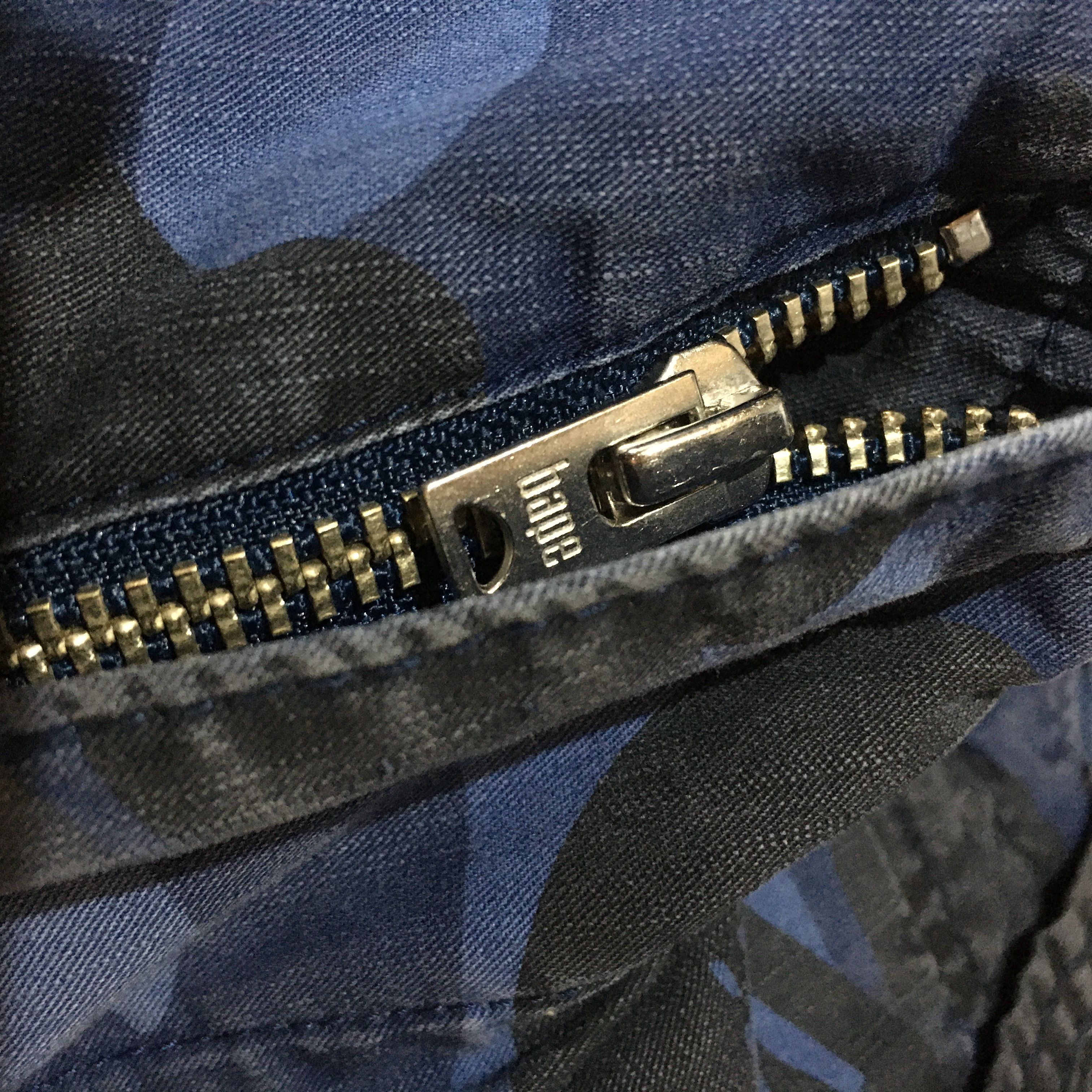 Bape OG Bape Blue Camo Cargo short Size US 34 / EU 50 - 10 Thumbnail