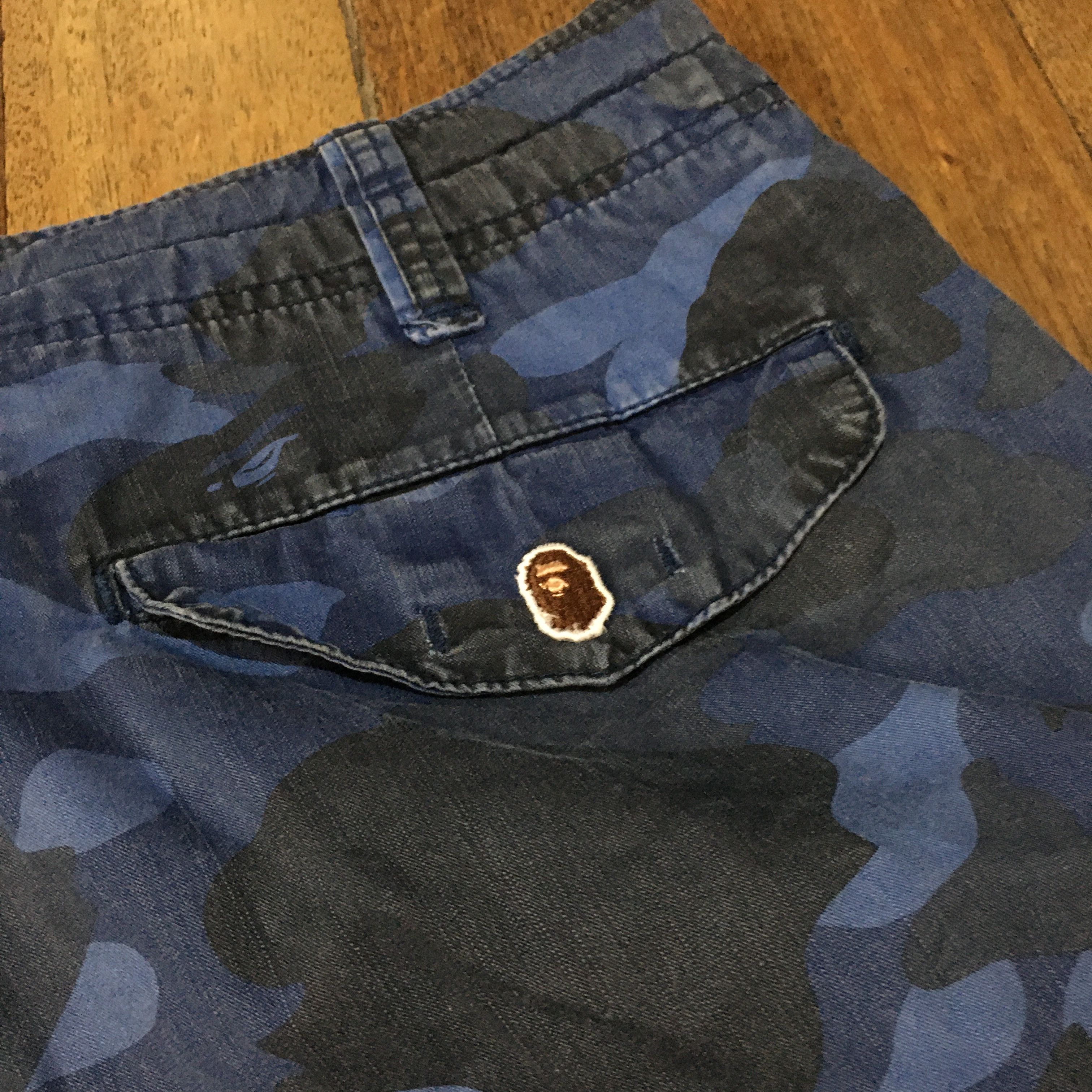 Bape OG Bape Blue Camo Cargo short Size US 34 / EU 50 - 8 Thumbnail
