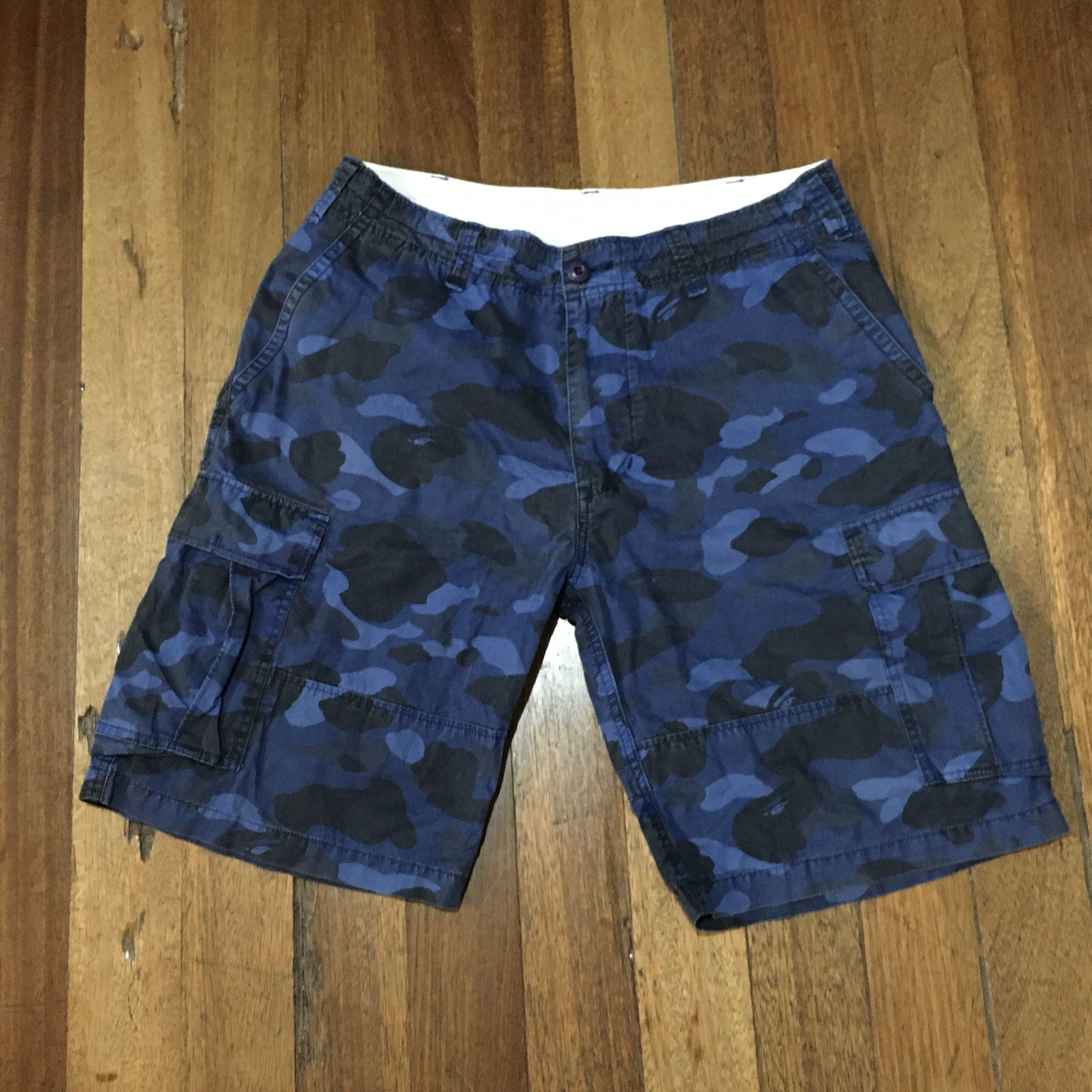 Bape OG Bape Blue Camo Cargo short Size US 34 / EU 50 - 1 Thumbnail