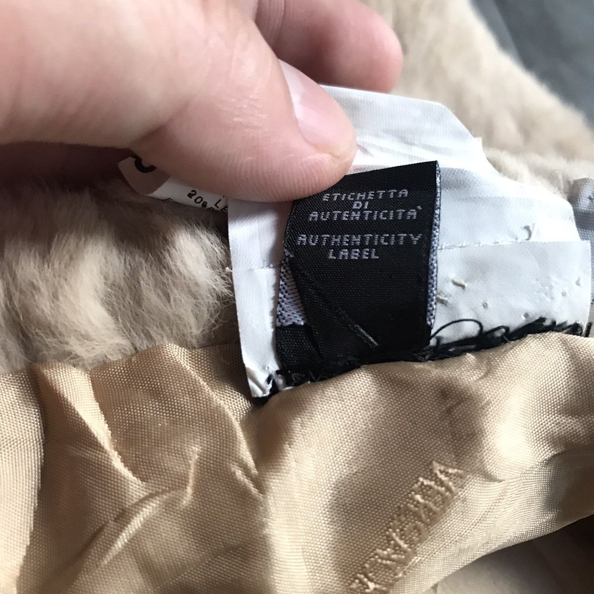 Versace × Vintage VERSACE RABBIT FUR SKIRT Size 27" / US 4 / IT 40 - 10 Thumbnail