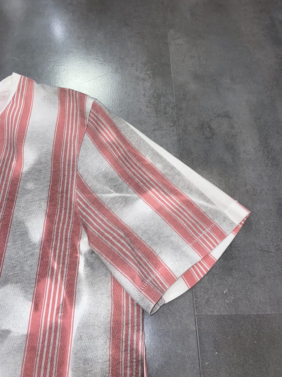 Acne Studios SS16 Acne Studios Vista Spray Abstract Floral T-Shirt Size US L / EU 52-54 / 3 - 11 Thumbnail