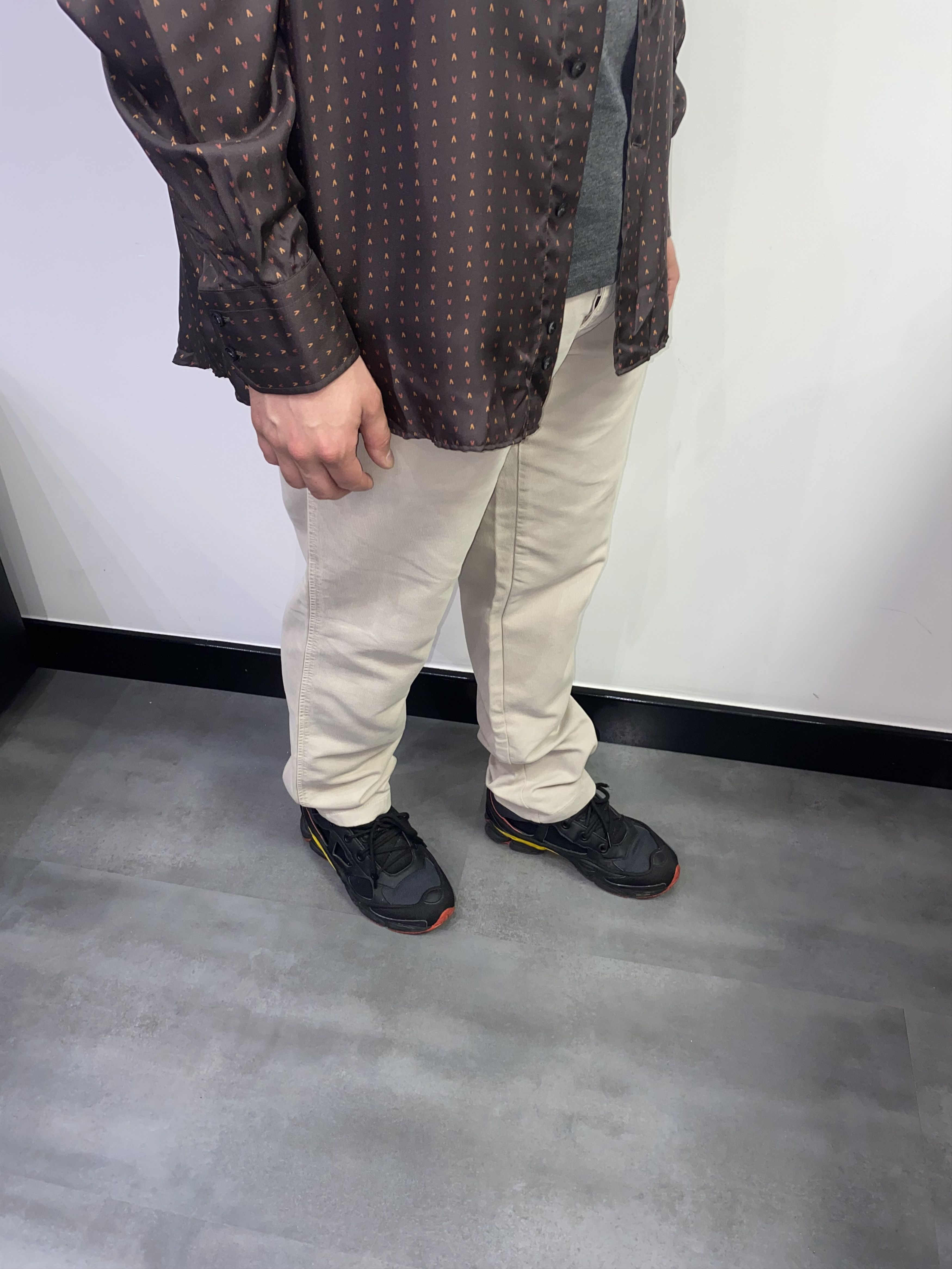 Prada AW06 Prada Brown Tab Logo Curduroy Cream Pants Size US 36 / EU 52 - 8 Thumbnail