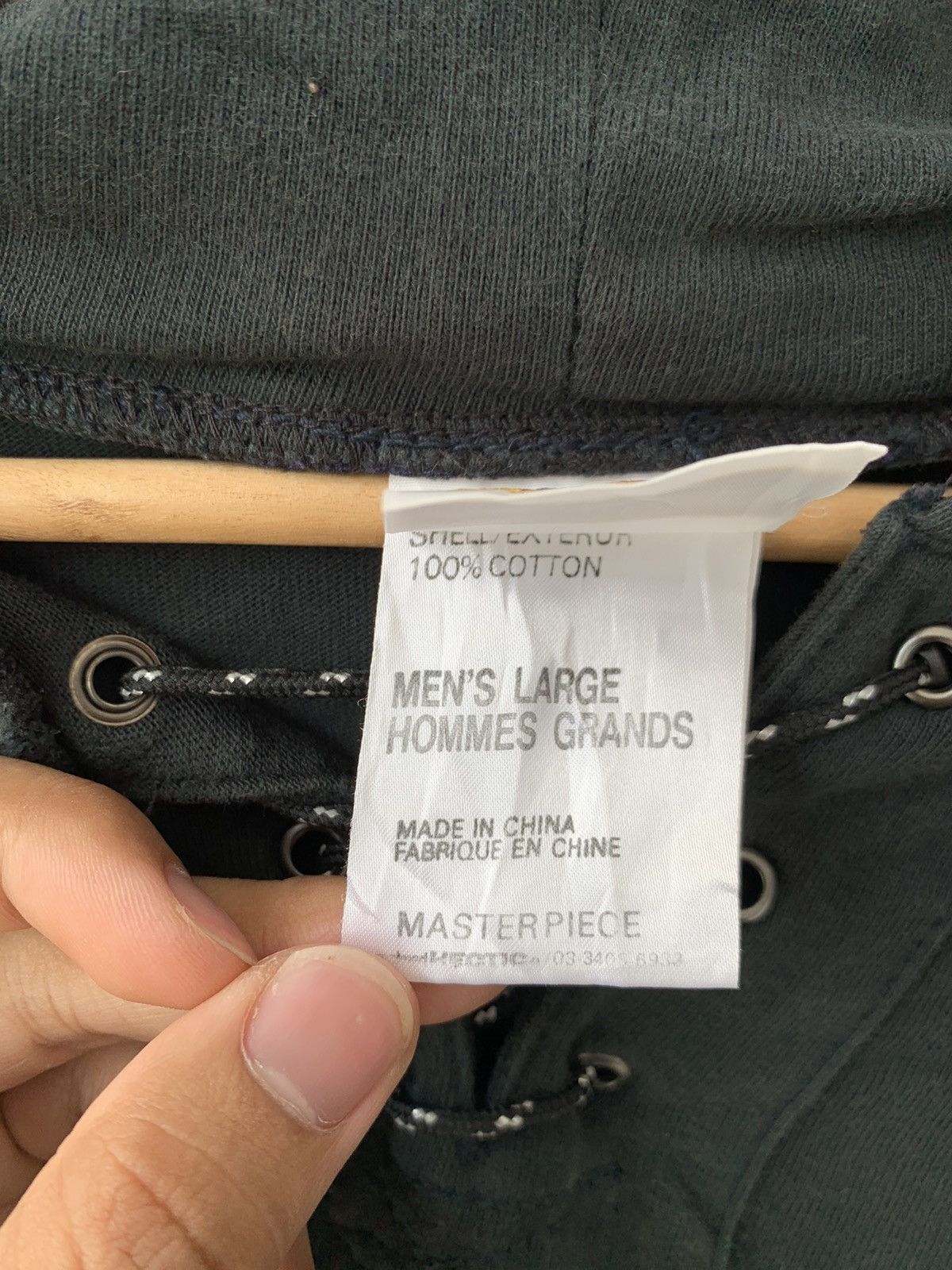 Japanese Brand Vintage Sunfaded Masterpiece Pullover Hoodies Size US L / EU 52-54 / 3 - 10 Thumbnail