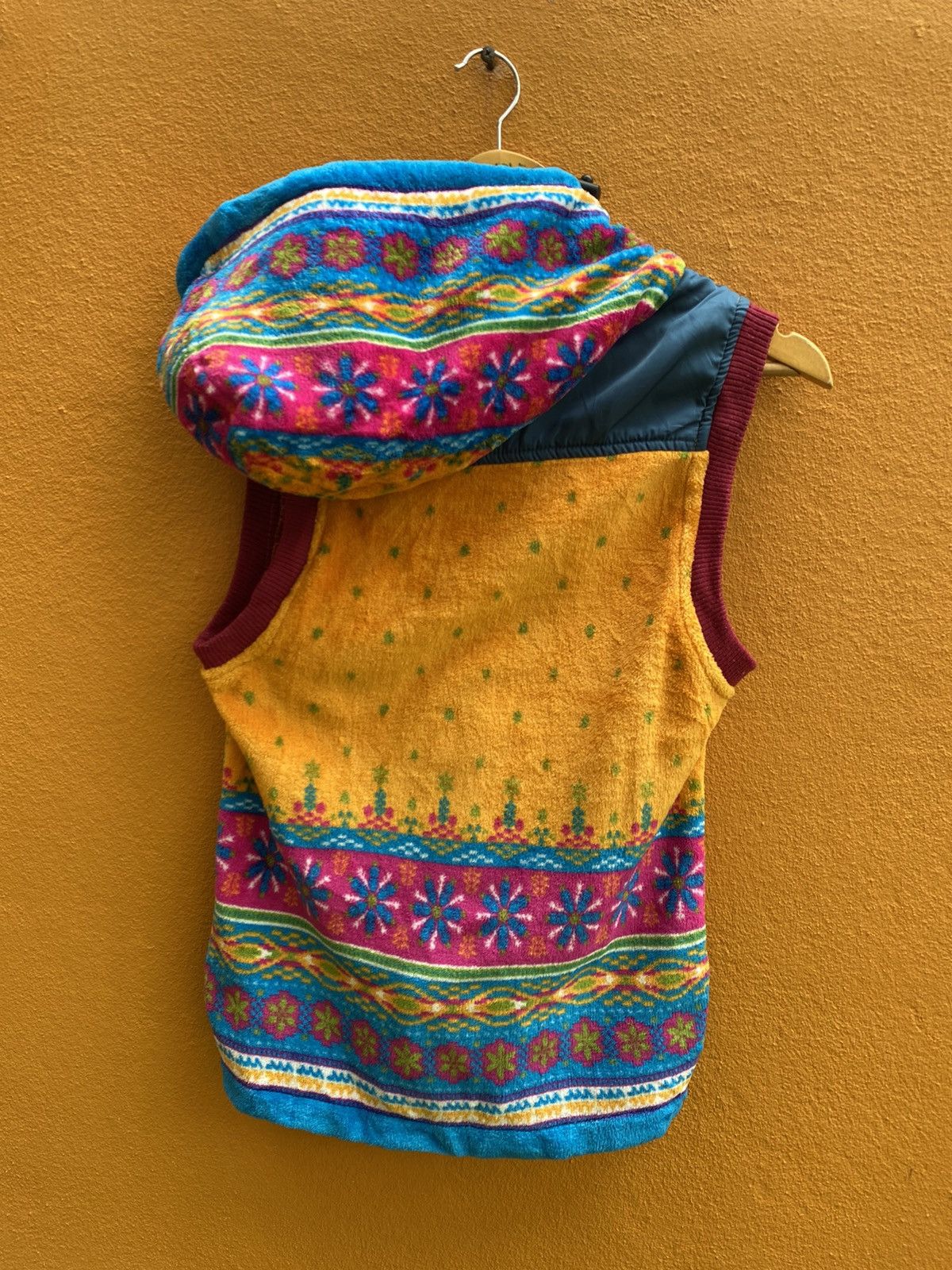 Japanese Brand 🔥Tanktop Sleeveless by Japanese Brand Titicaca Size US M / EU 48-50 / 2 - 2 Thumbnail