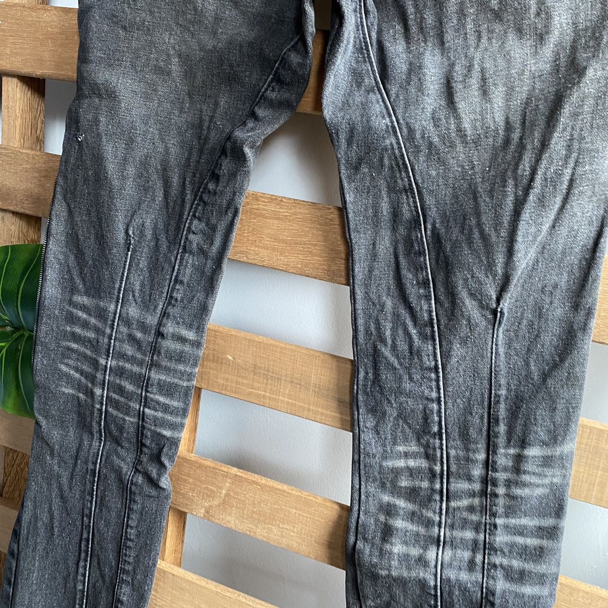Japanese Brand × Neil Barrett Neil Barrett AW04 Black Side Zipper Jeans Size US 32 / EU 48 - 17 Thumbnail