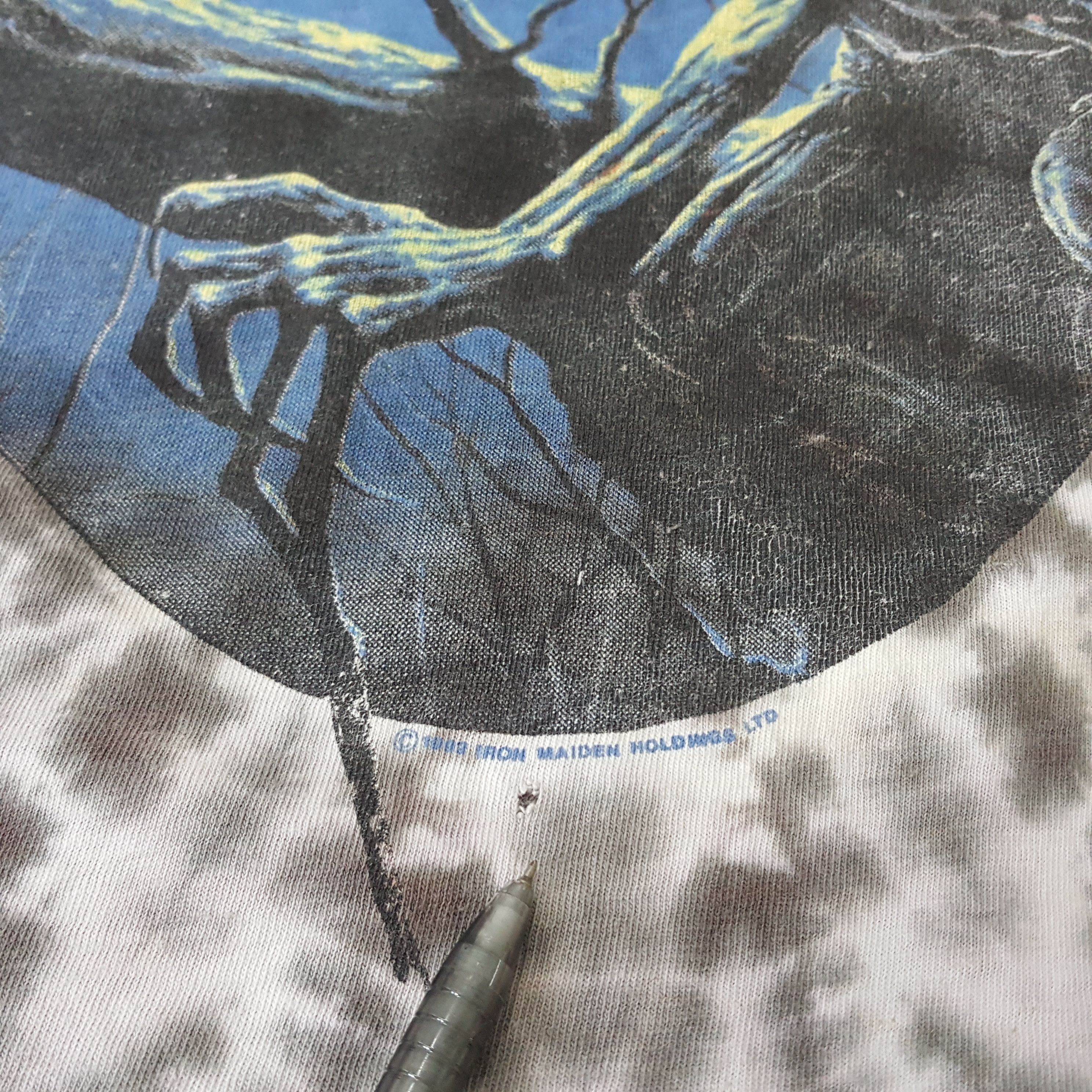 Band Tees × Iron Maiden × Vintage Vintage 90's IRON MAIDEN American Metal Band tie dye tees Size US L / EU 52-54 / 3 - 7 Thumbnail
