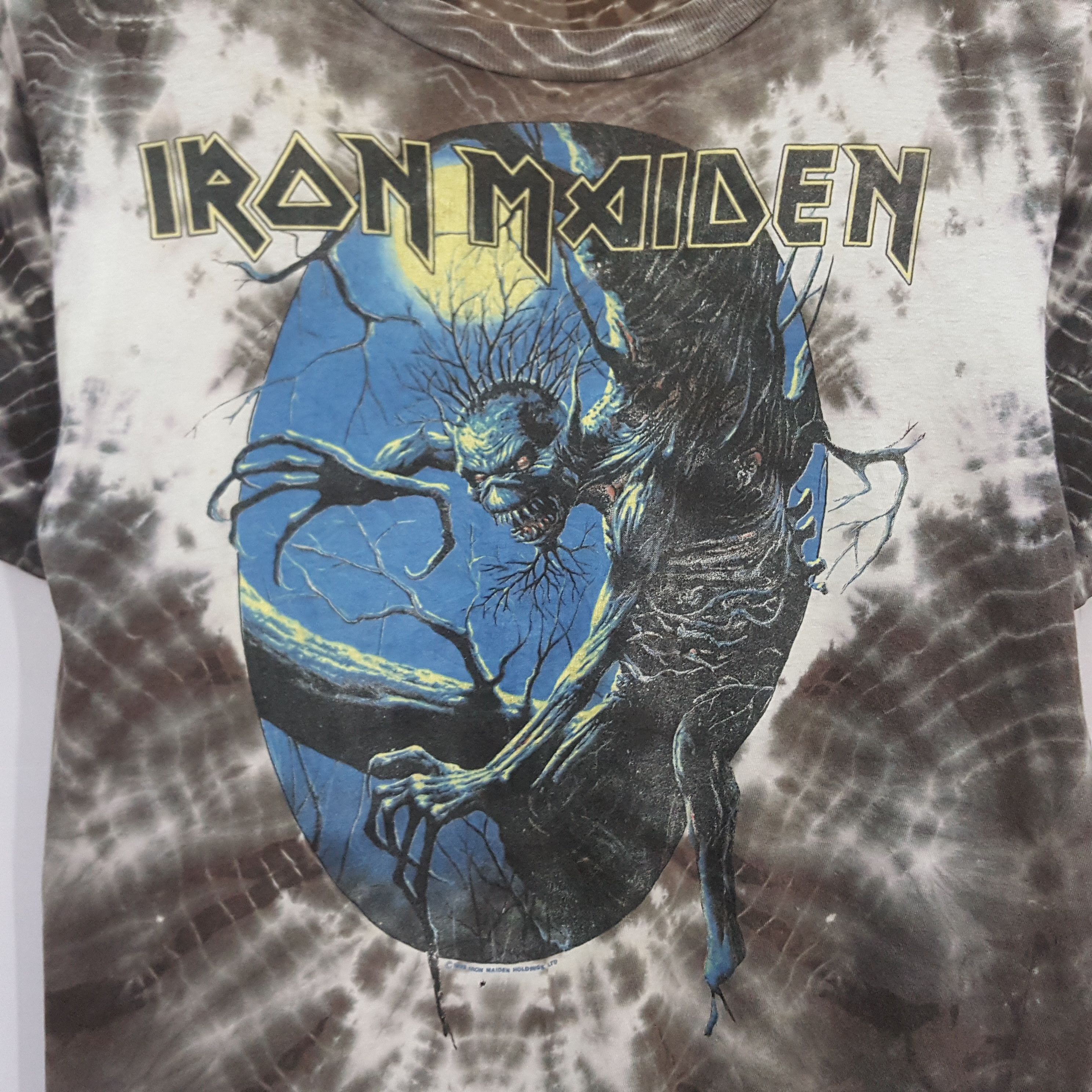 Band Tees × Iron Maiden × Vintage Vintage 90's IRON MAIDEN American Metal Band tie dye tees Size US L / EU 52-54 / 3 - 4 Thumbnail