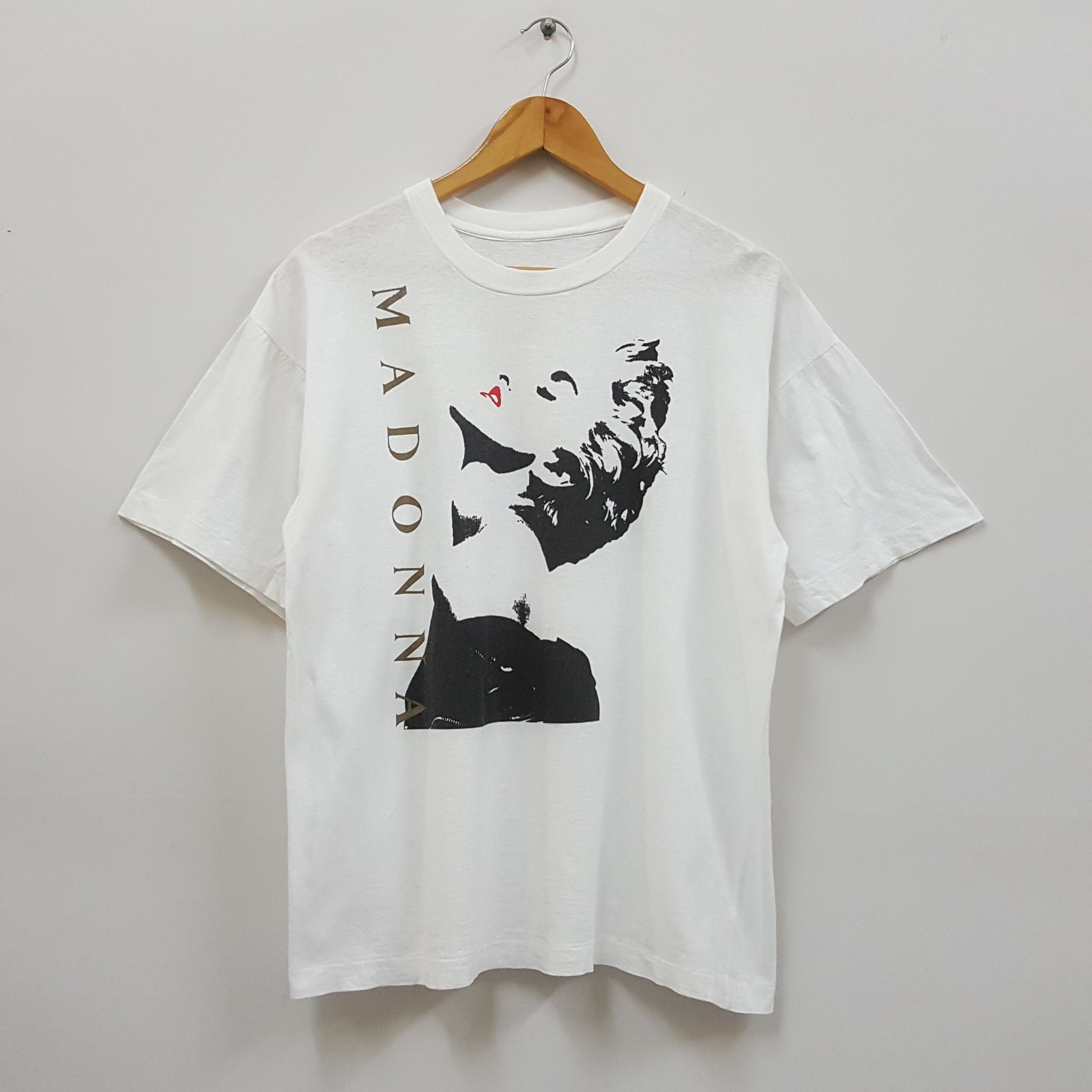 Band Tees × Vintage Vintage 90's MADONNA American famous singer model t-shirt Size US L / EU 52-54 / 3 - 1 Thumbnail