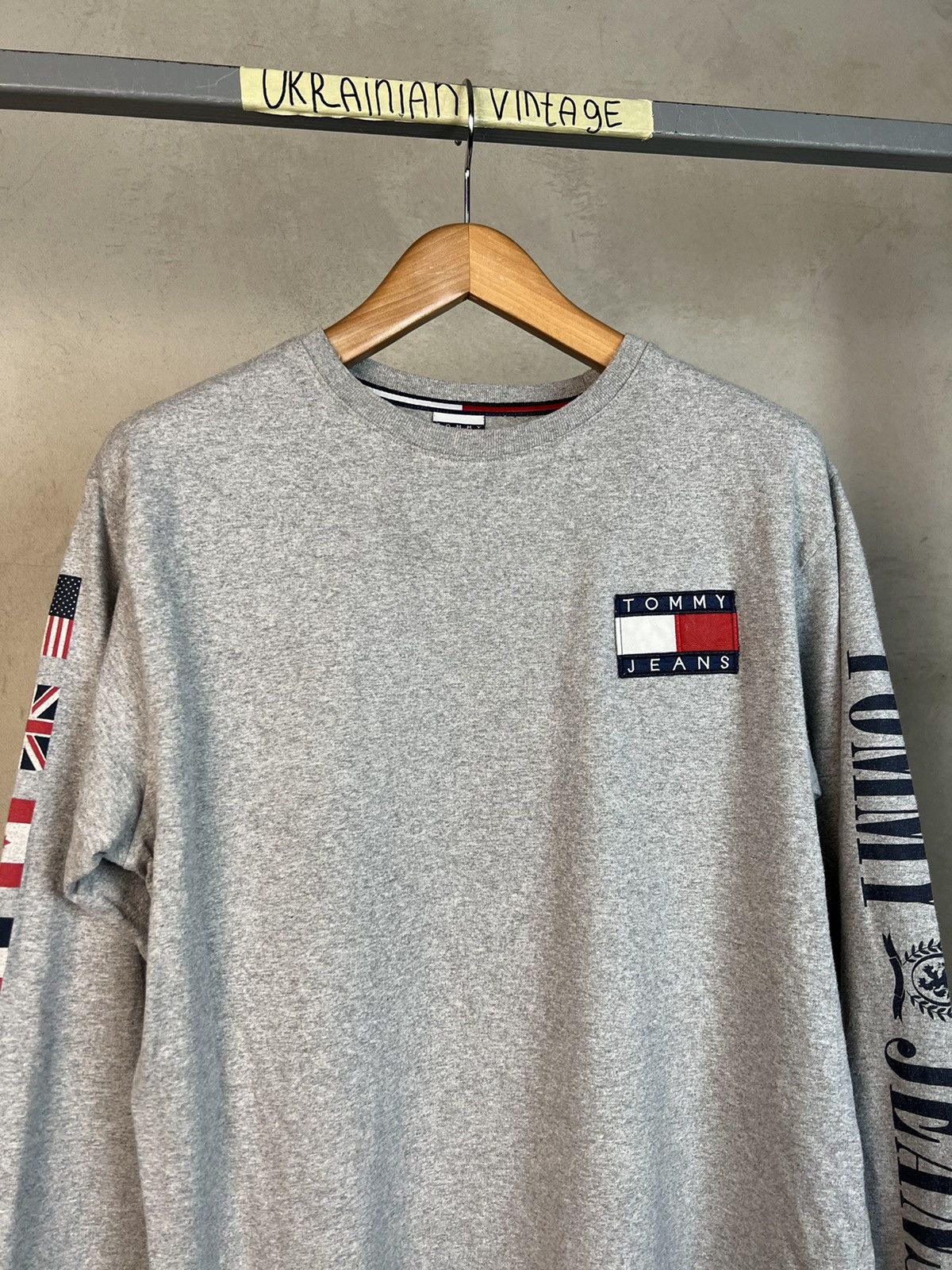 Tommy Hilfiger × Tommy Jeans Tommy Jeans Flag 🇺🇸 🇬🇧 🇨🇦 long sleeve shirt Size US L / EU 52-54 / 3 - 4 Thumbnail