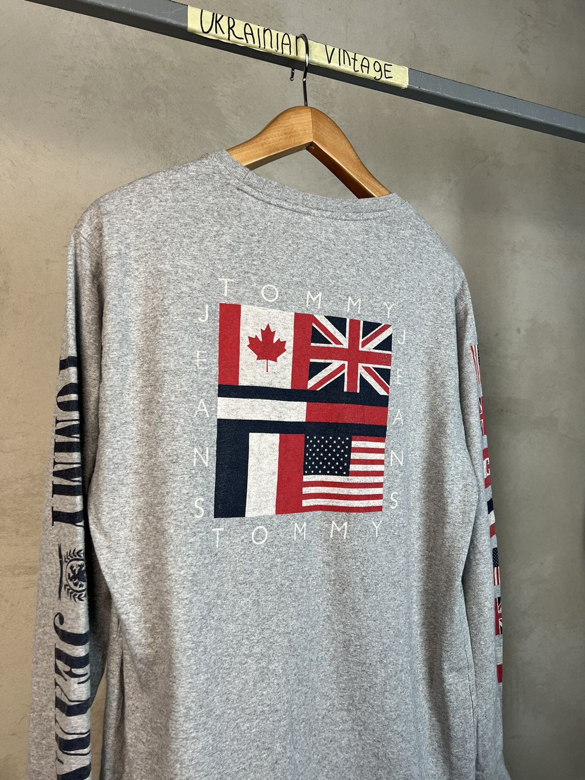 Tommy Hilfiger × Tommy Jeans Tommy Jeans Flag 🇺🇸 🇬🇧 🇨🇦 long sleeve shirt Size US L / EU 52-54 / 3 - 2 Thumbnail
