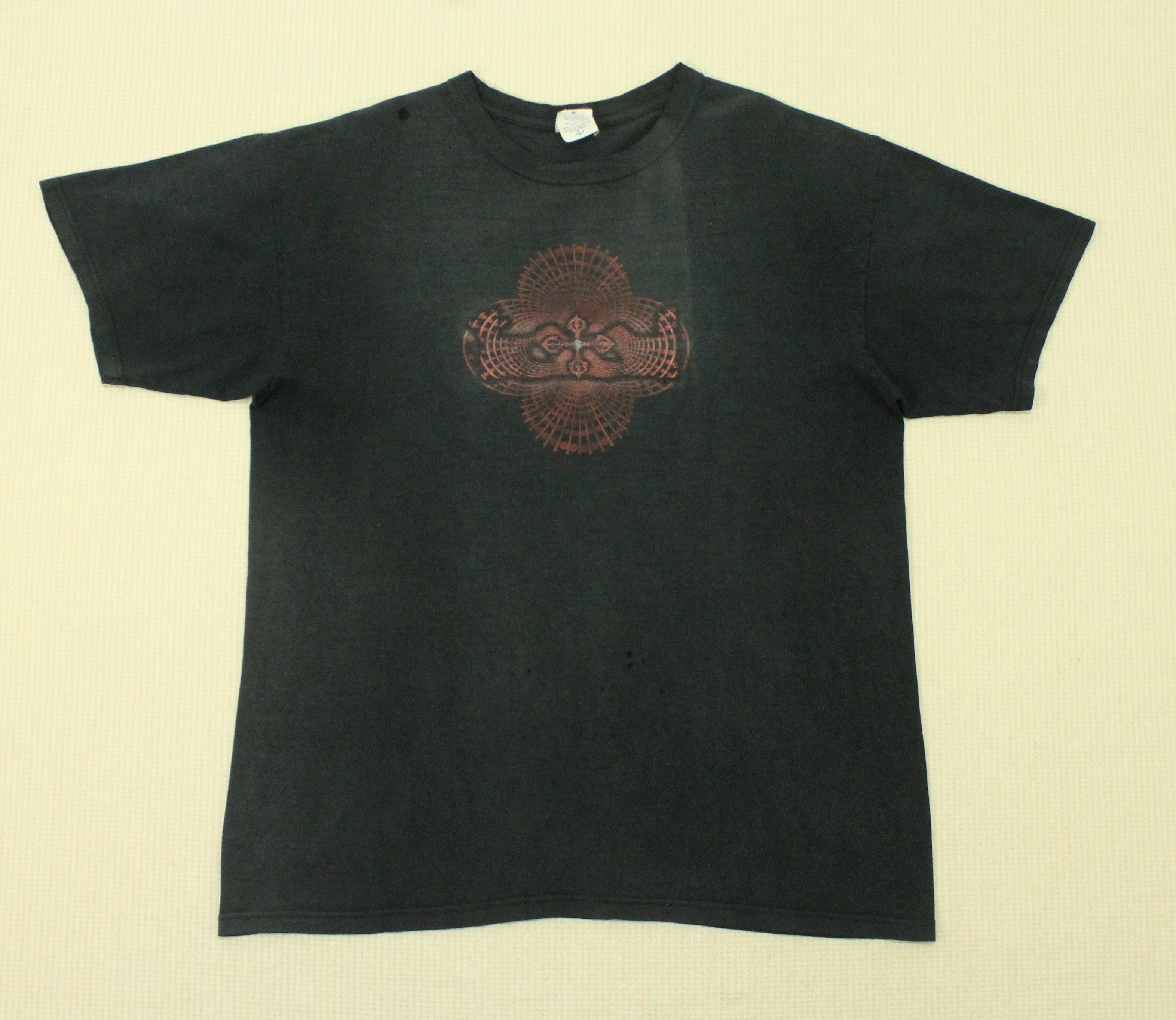 Band Tees Vintage TOOL T Shirt 2002 SunFaded Distressed Size US L / EU 52-54 / 3 - 6 Thumbnail