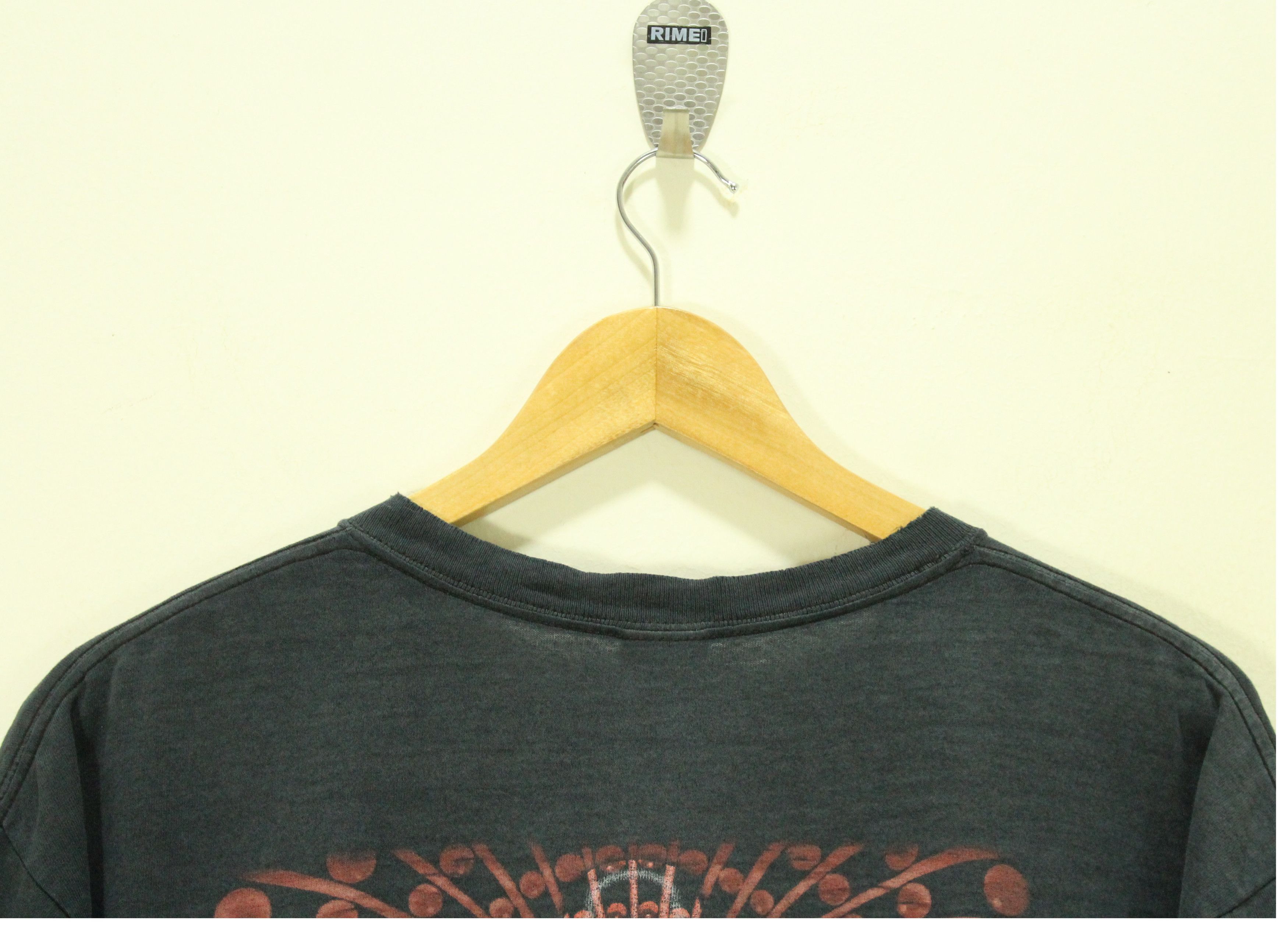 Band Tees Vintage TOOL T Shirt 2002 SunFaded Distressed Size US L / EU 52-54 / 3 - 4 Thumbnail