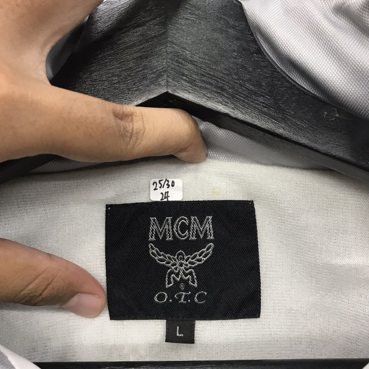 MCM Rare!! MCM Nice Graphic Windbreaker Size US L / EU 52-54 / 3 - 17 Thumbnail