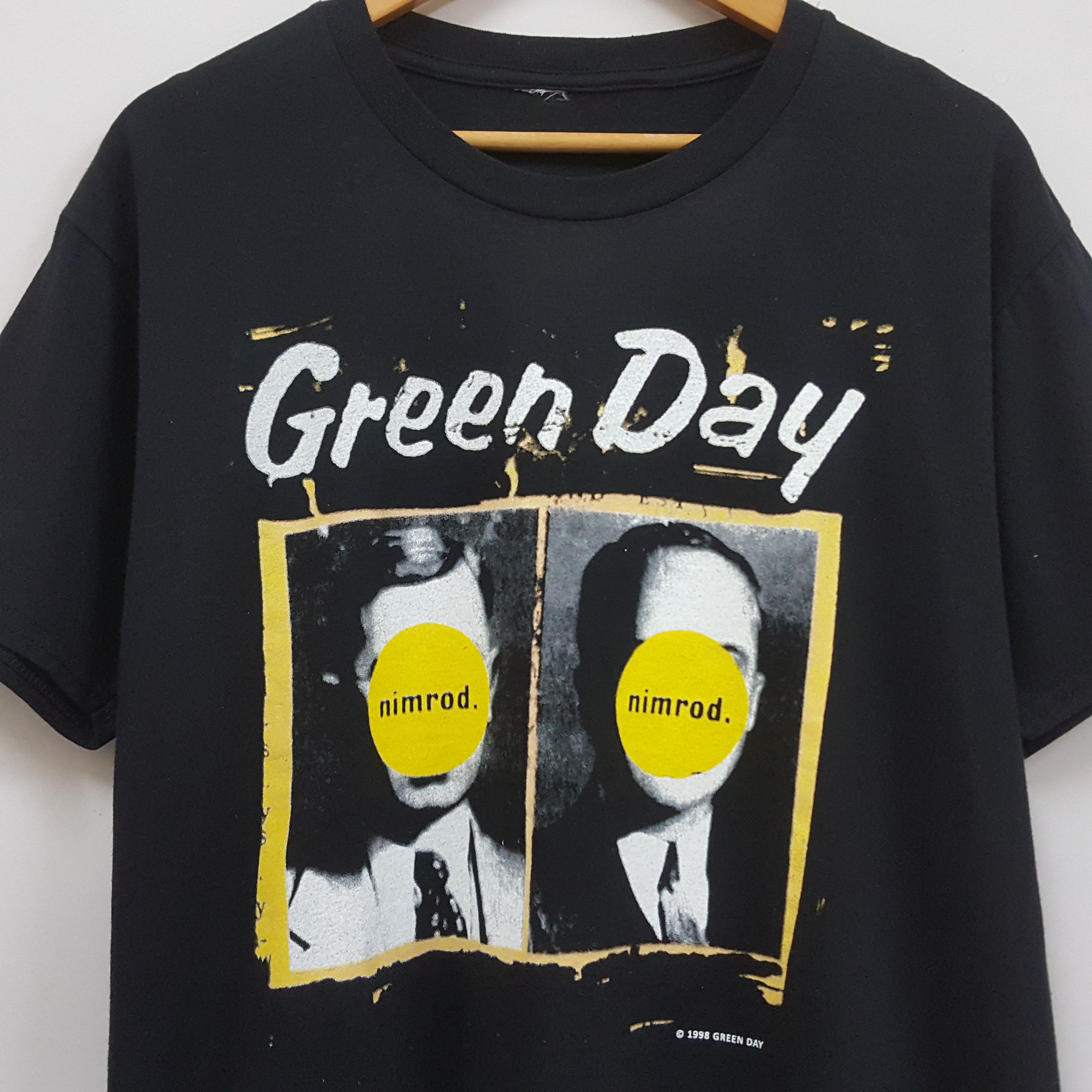 Band Tees × Vintage Green Day American rock band Nimrod design t-hirt Size US M / EU 48-50 / 2 - 3 Thumbnail