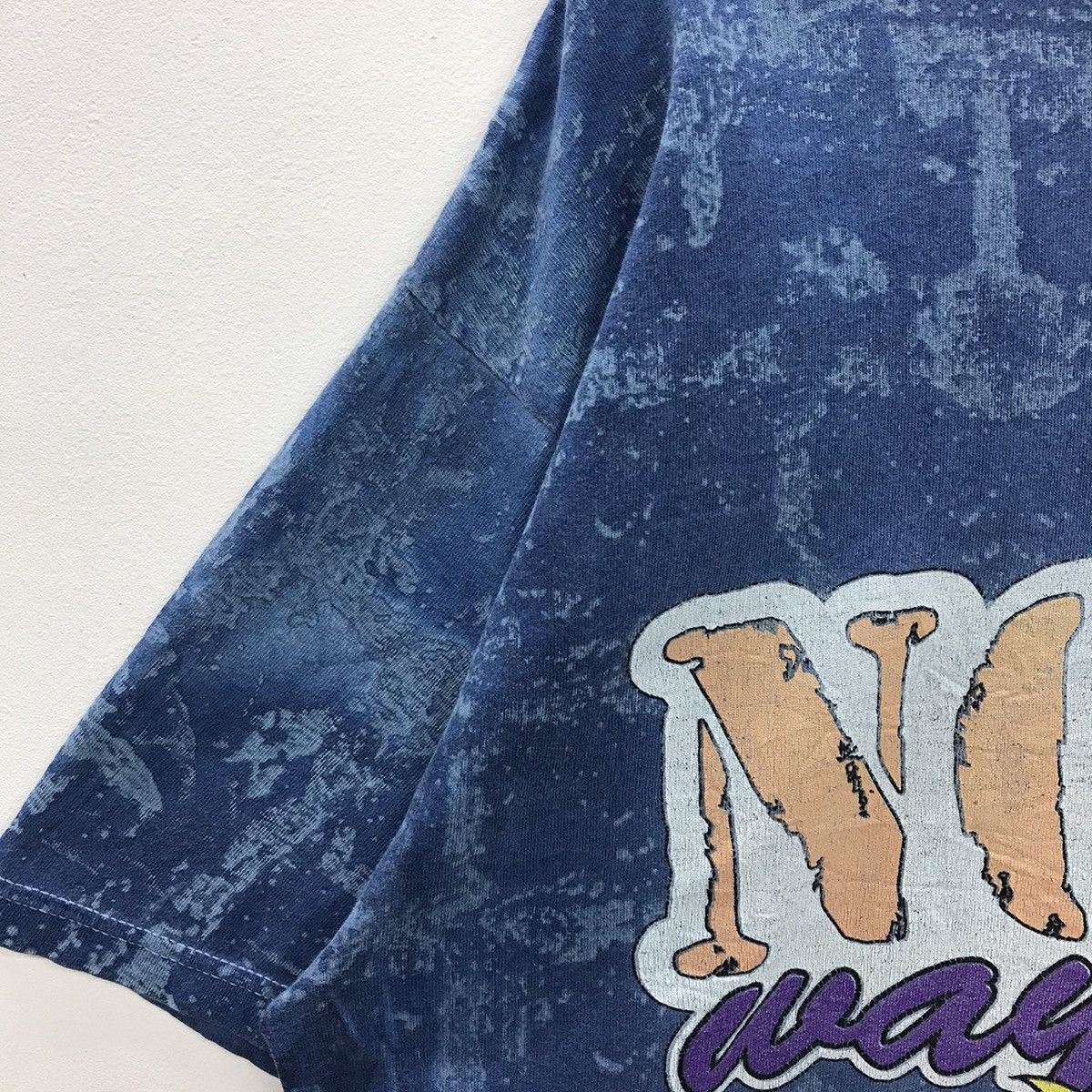 Cartoon Network × Vintage × Warner Bros Rare!! Vintage Looney Tunes Twetty Tye Dye Tee Size US XL / EU 56 / 4 - 6 Thumbnail