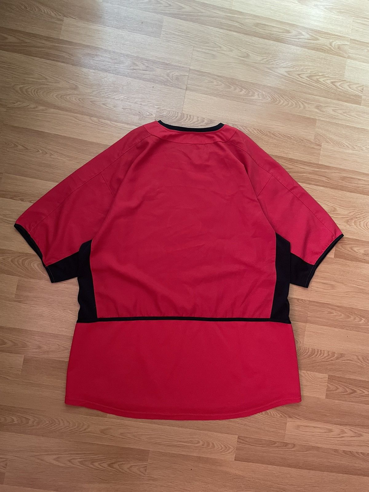 Manchester United 2002-2003 soccer jersey home