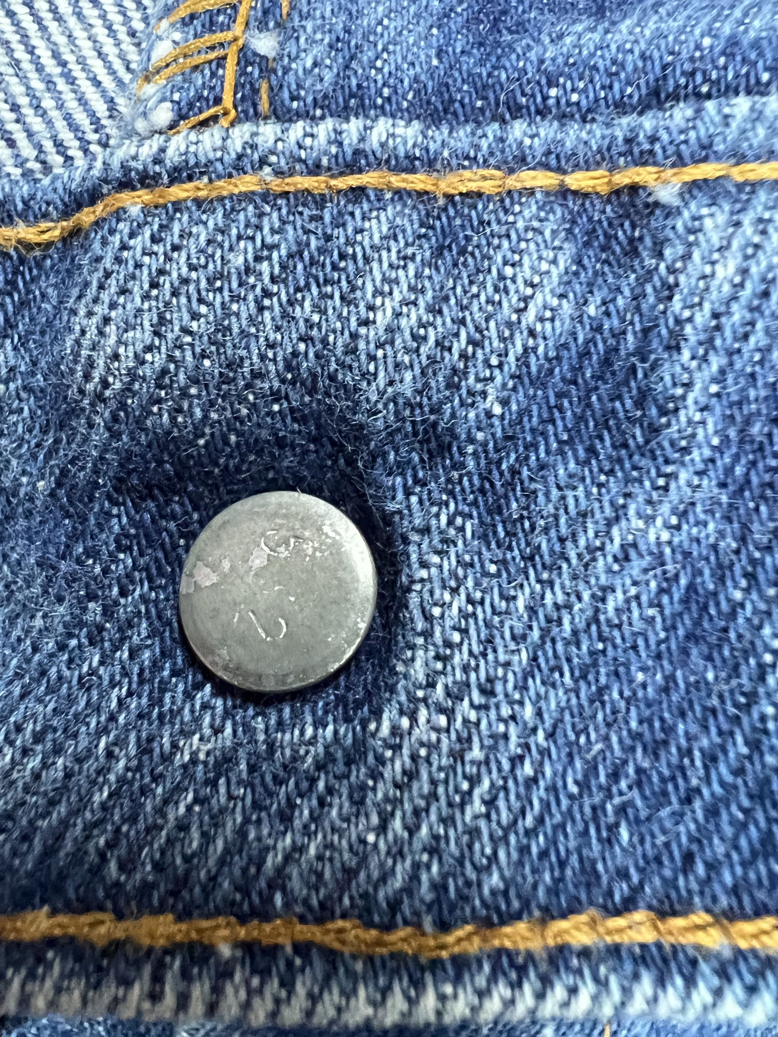 Levi's × Vintage Distressed Vintage Levis 517 Bootcut Jeans Size US 34 / EU 50 - 14 Thumbnail
