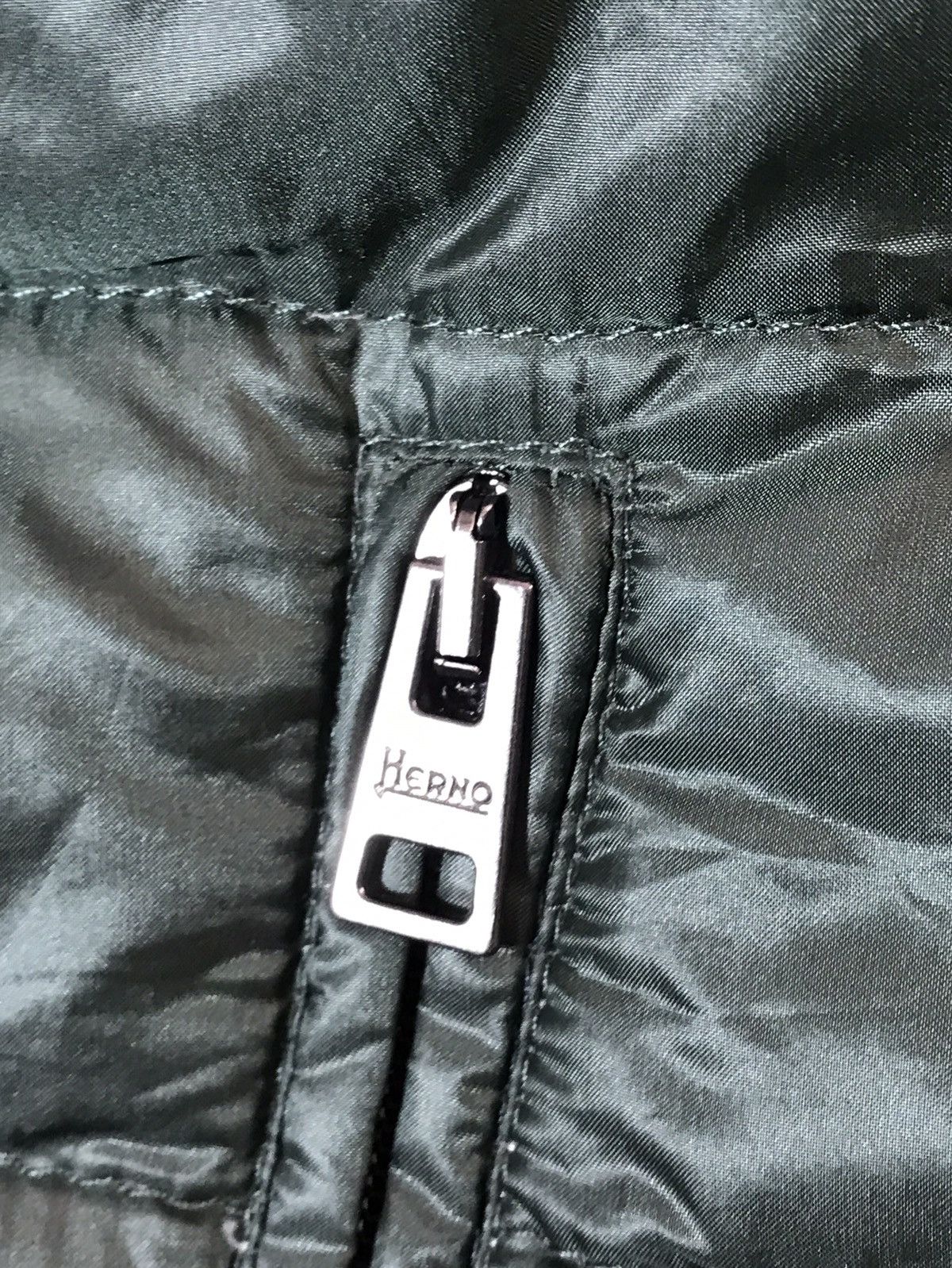 Herno Herno Lightweight Down Vest Packeble Mens Size US L / EU 52-54 / 3 - 4 Thumbnail