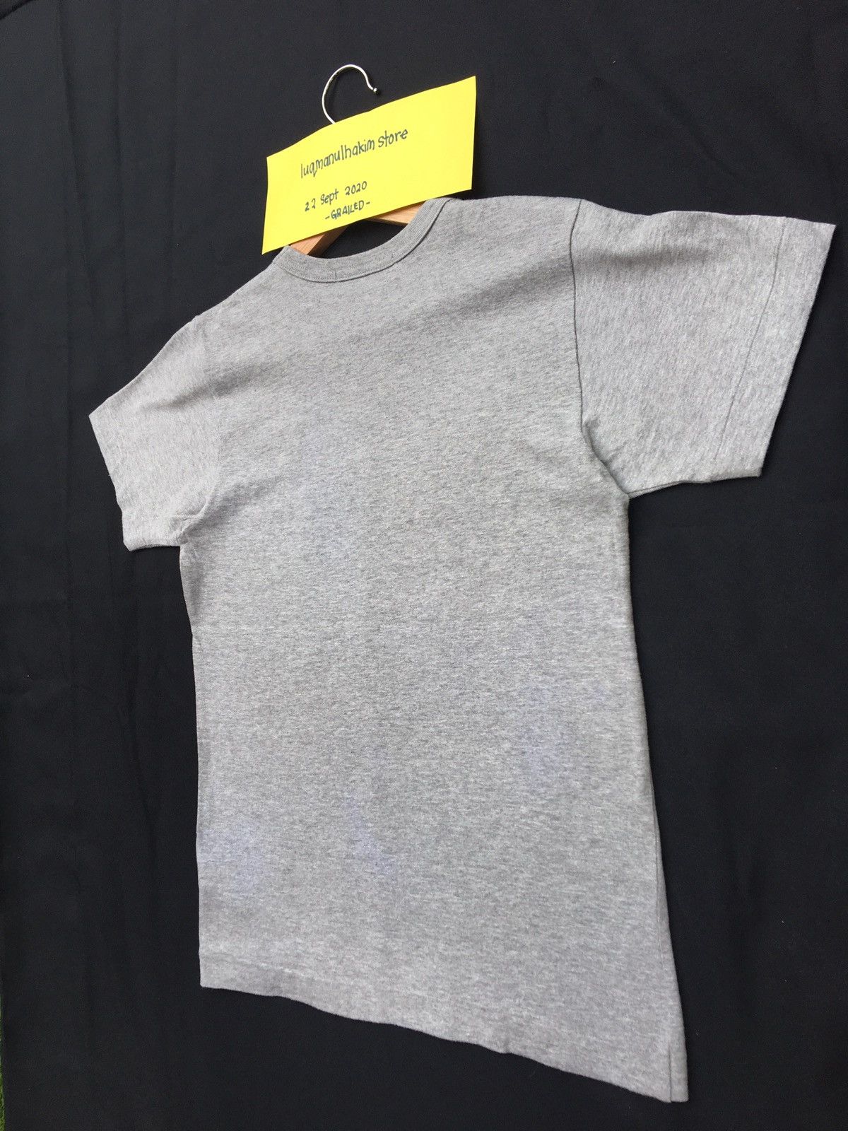 Comme des Garcons PLAY COMME DES GARCONS "PLAY" COTTON T-SHIRT Size US S / EU 44-46 / 1 - 16 Thumbnail