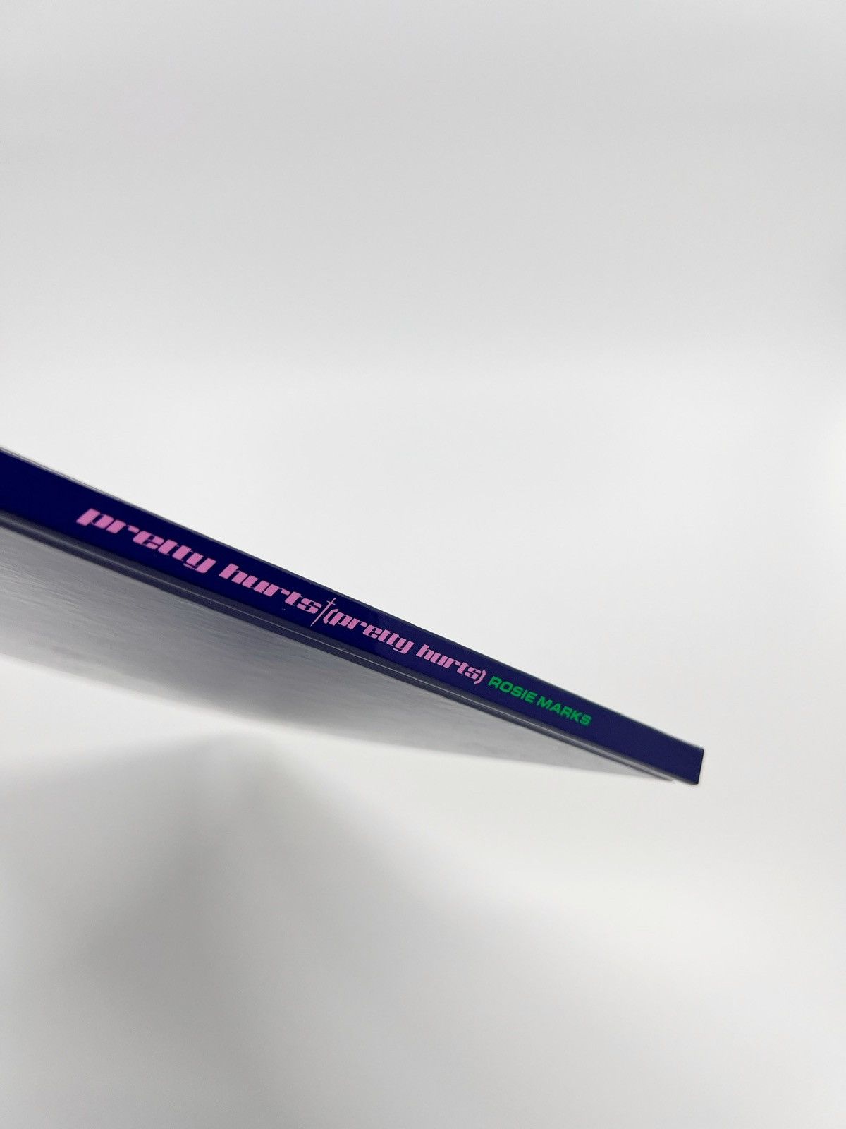 Hysteric Glamour × Kiko Kostadinov Edition of 1000 Pretty Hurts Rosie Marks Hardcover Book Size ONE SIZE - 4 Thumbnail