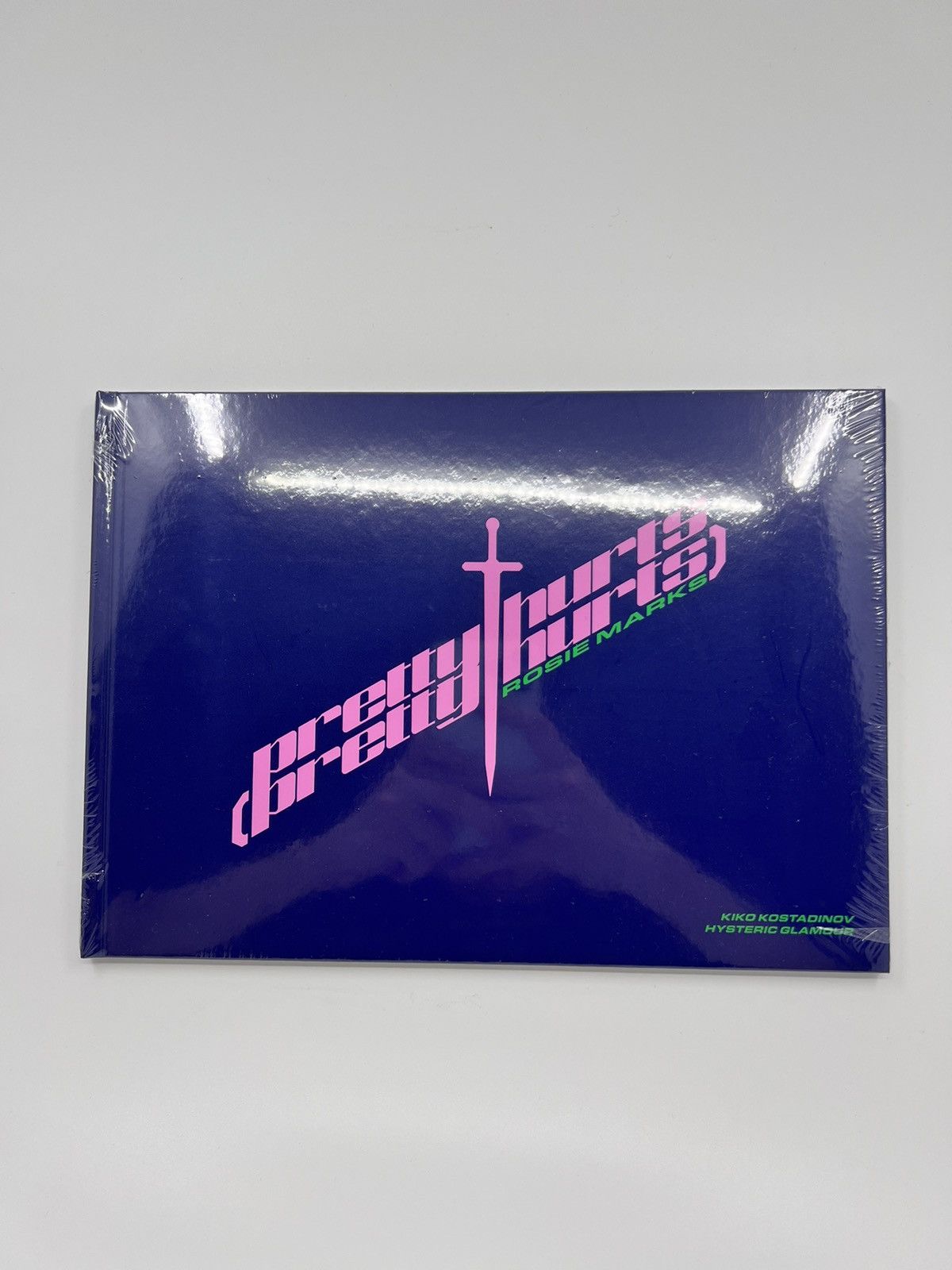 Hysteric Glamour × Kiko Kostadinov Edition of 1000 Pretty Hurts Rosie Marks Hardcover Book Size ONE SIZE - 6 Thumbnail