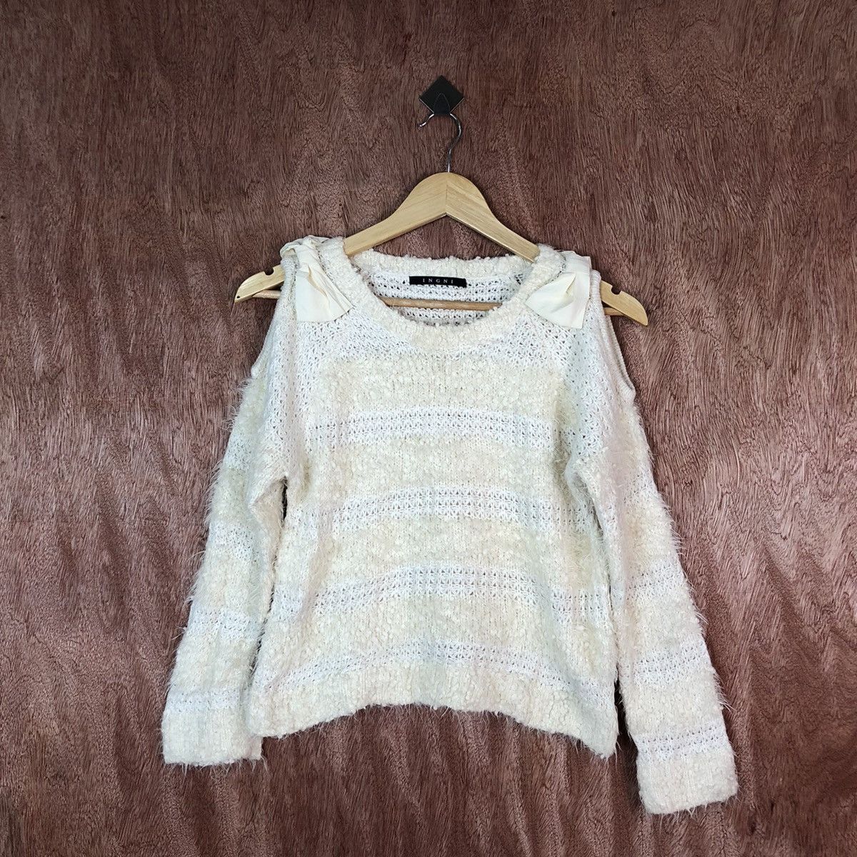 image of Ingni Shag Shaggy Fur Mohair Knitwear 6656 in Yellow, Women's (Size Medium)