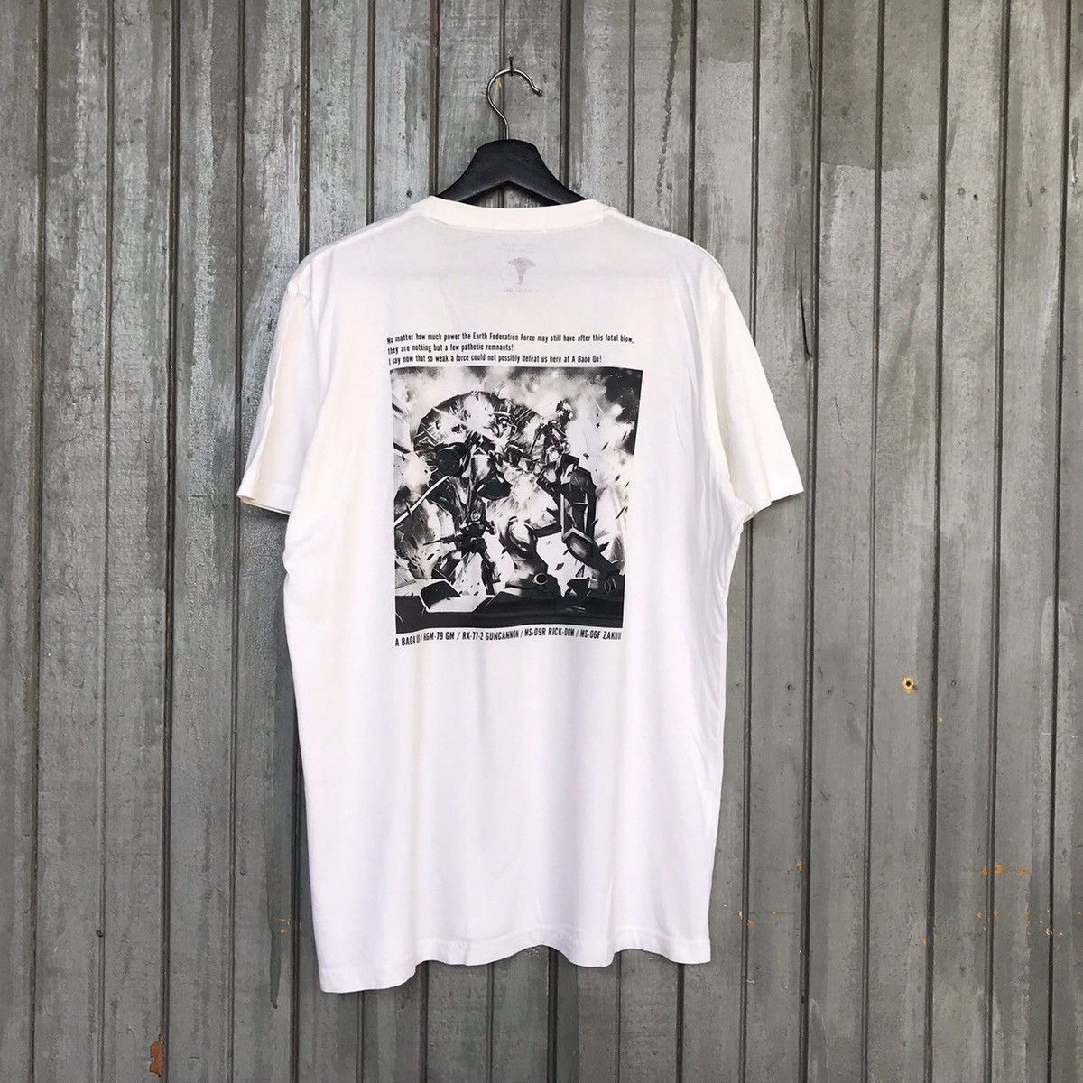 Anime × Japanese Brand × Uniqlo Gundam Japanese Anime Cartoon tees Size US XL / EU 56 / 4 - 1 Thumbnail