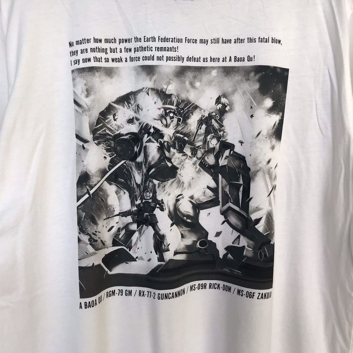 Anime × Japanese Brand × Uniqlo Gundam Japanese Anime Cartoon tees Size US XL / EU 56 / 4 - 5 Thumbnail