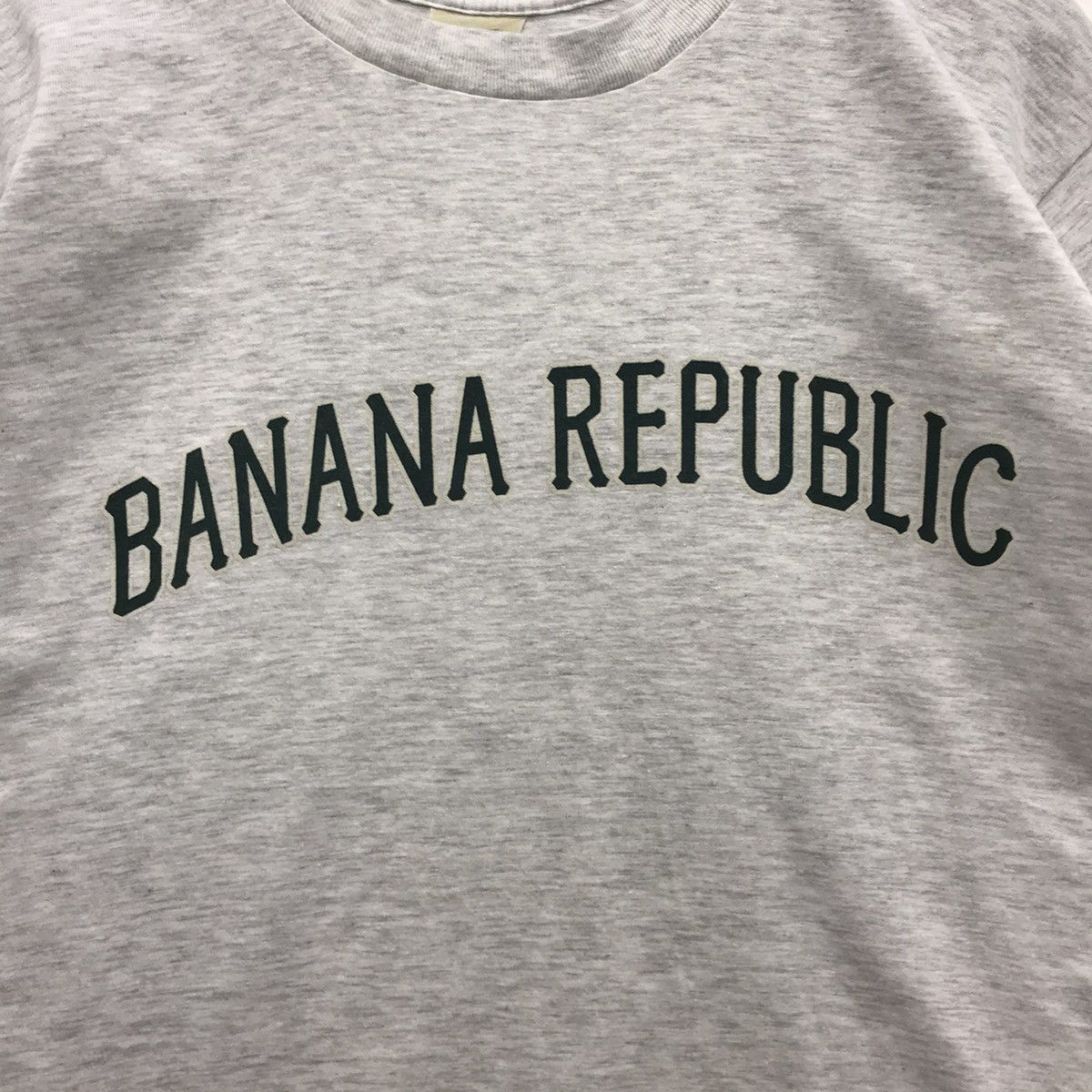 Banana Republic × Vintage Rare!! Vintage Banana Republic Spell Out Tee Size US XS / EU 42 / 0 - 7 Thumbnail