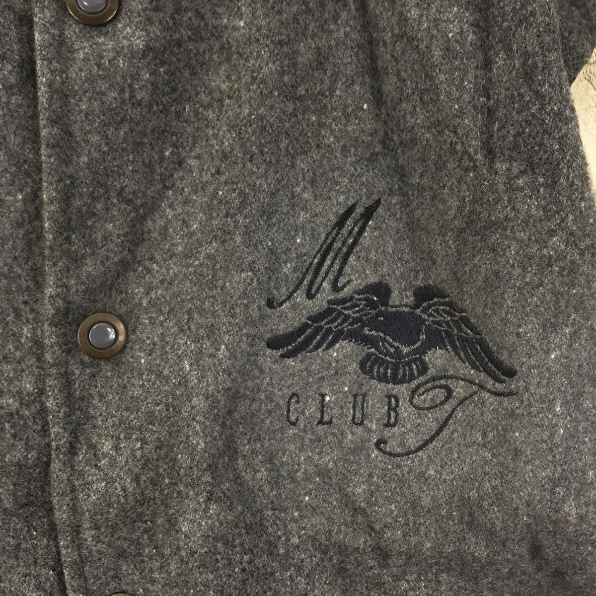 Vintage MEN'S TOMA Embroidered Logo Grey Varsity LeatherJacketBomber Size US L / EU 52-54 / 3 - 5 Thumbnail