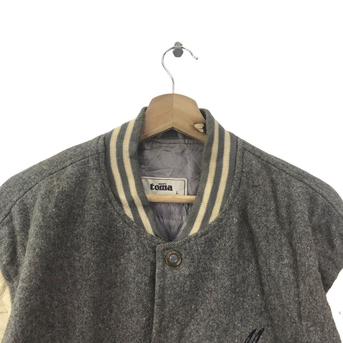 Vintage MEN'S TOMA Embroidered Logo Grey Varsity LeatherJacketBomber Size US L / EU 52-54 / 3 - 4 Thumbnail