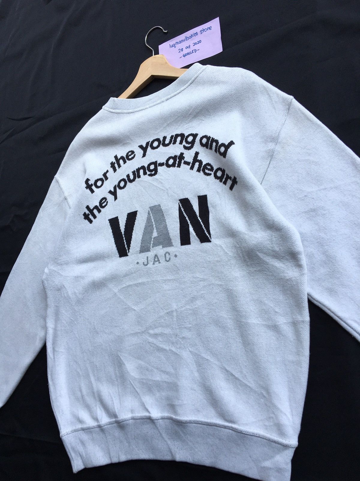 Japanese Brand Vintage 90s Van Jac Spell Out Embroidery Sweatshirt Size US L / EU 52-54 / 3 - 3 Thumbnail