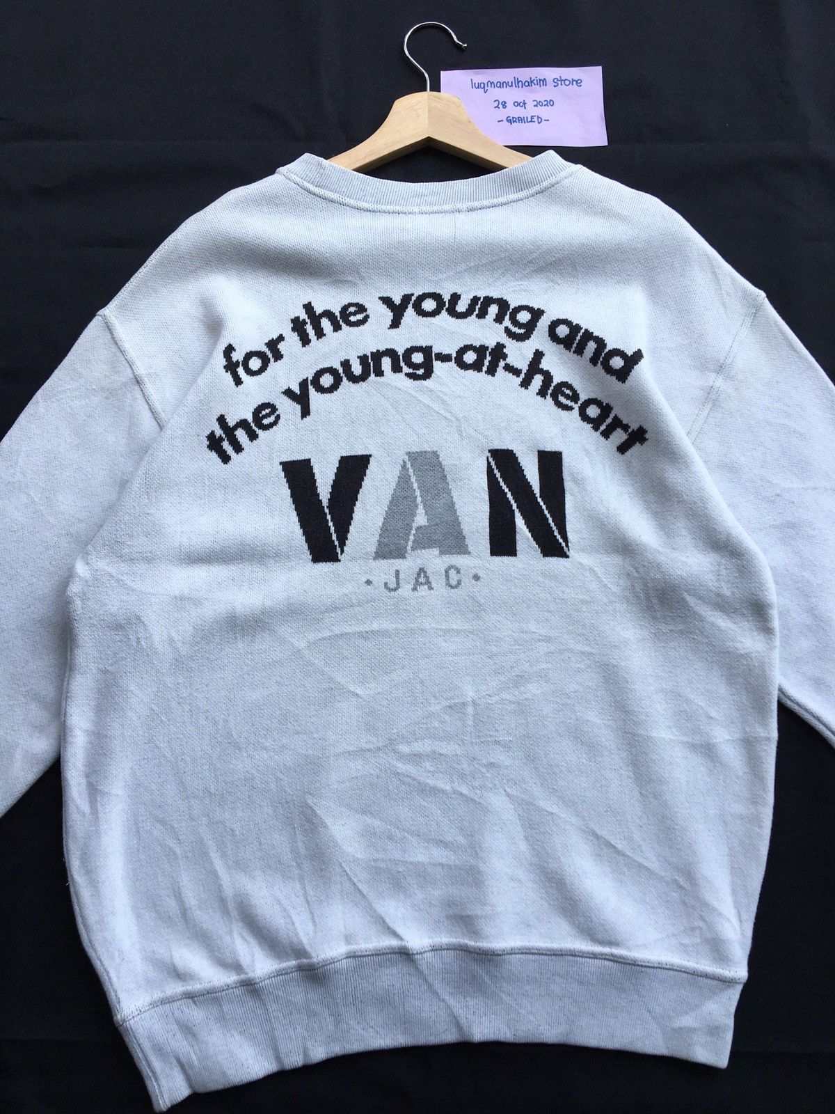 Japanese Brand Vintage 90s Van Jac Spell Out Embroidery Sweatshirt Size US L / EU 52-54 / 3 - 1 Thumbnail