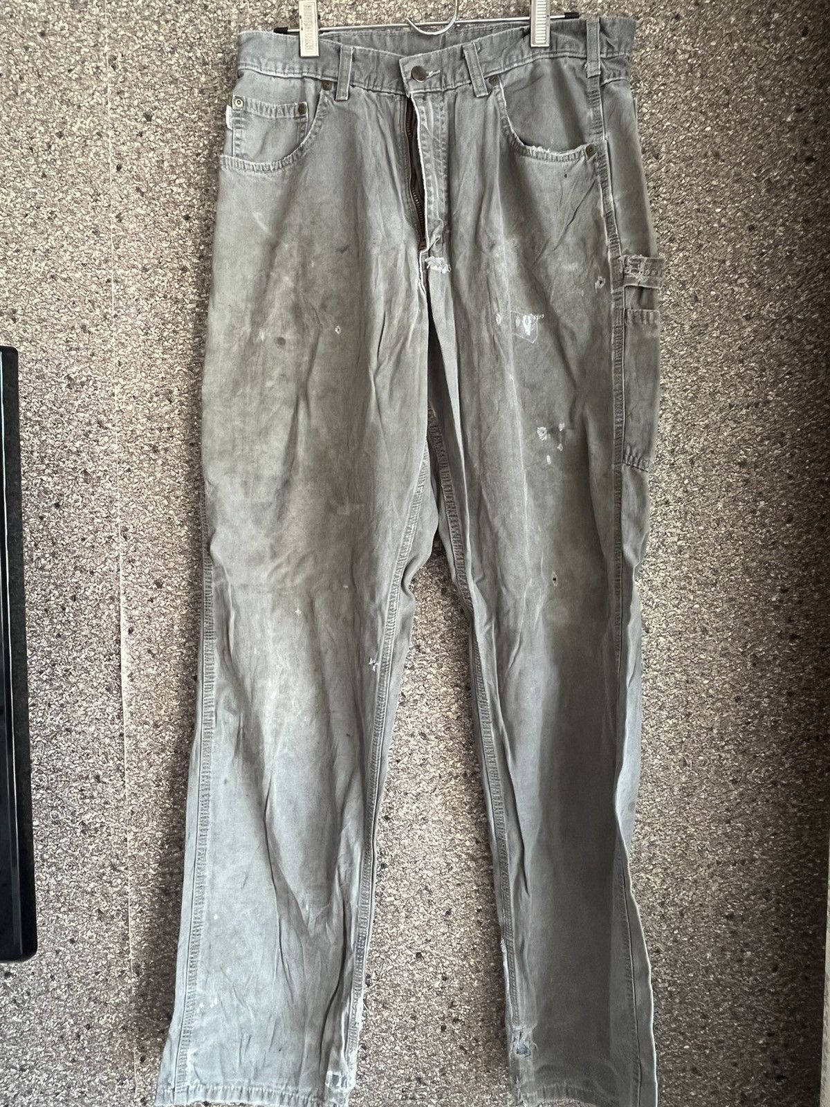 image of Distressed Denim x Made In USA Carhartt Ft50 in Grey, Men's (Size 33)