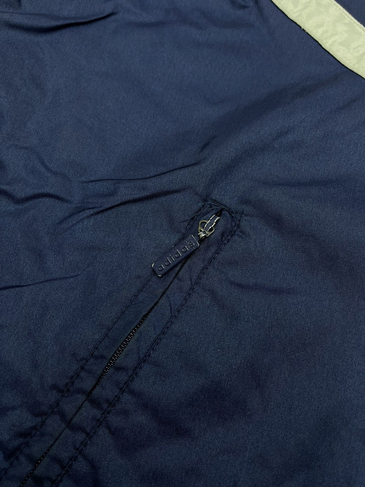 Adidas Vintage Jacket Adidas Y2K Rare size XL Size US XL / EU 56 / 4 - 7 Thumbnail