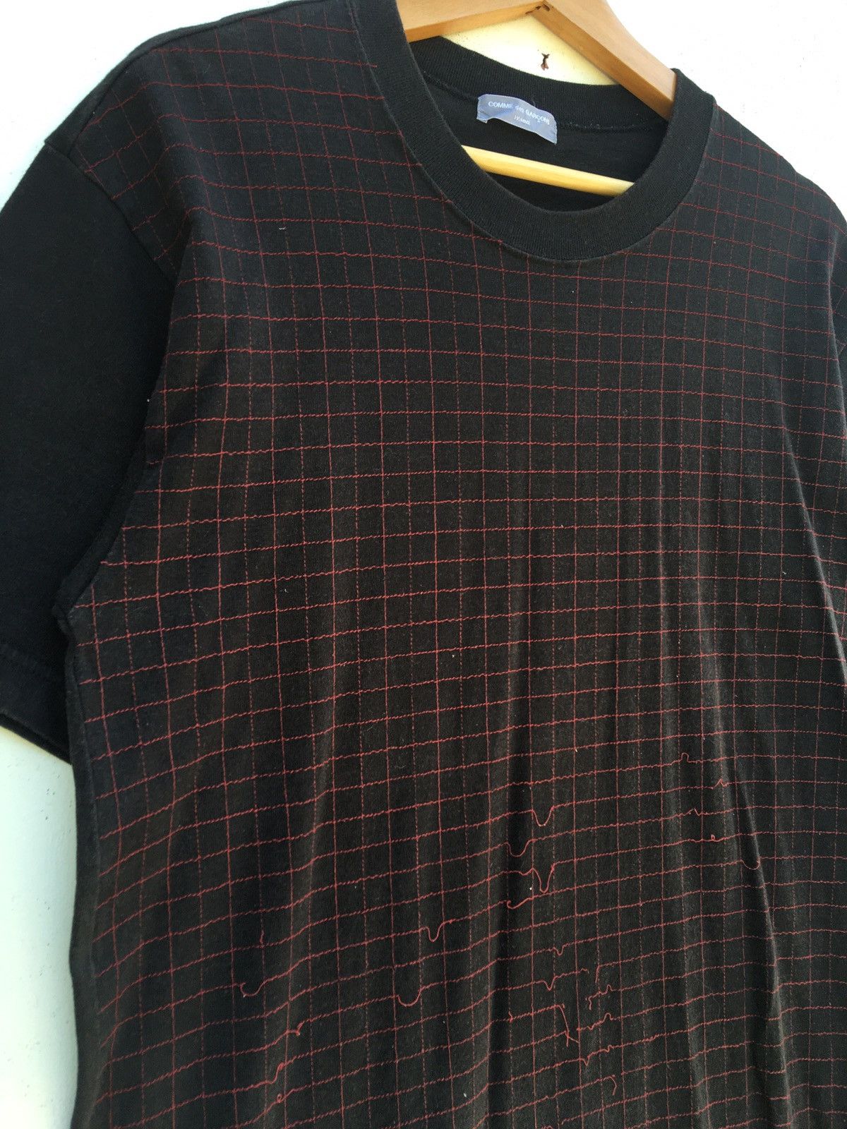 Comme des Garcons Rare Vintage Comme Des Garcons AD2002 Threaded Tshirt Size US S / EU 44-46 / 1 - 6 Thumbnail