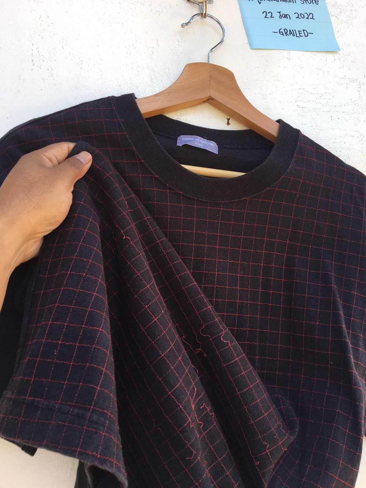 Comme des Garcons Rare Vintage Comme Des Garcons AD2002 Threaded Tshirt Size US S / EU 44-46 / 1 - 11 Thumbnail