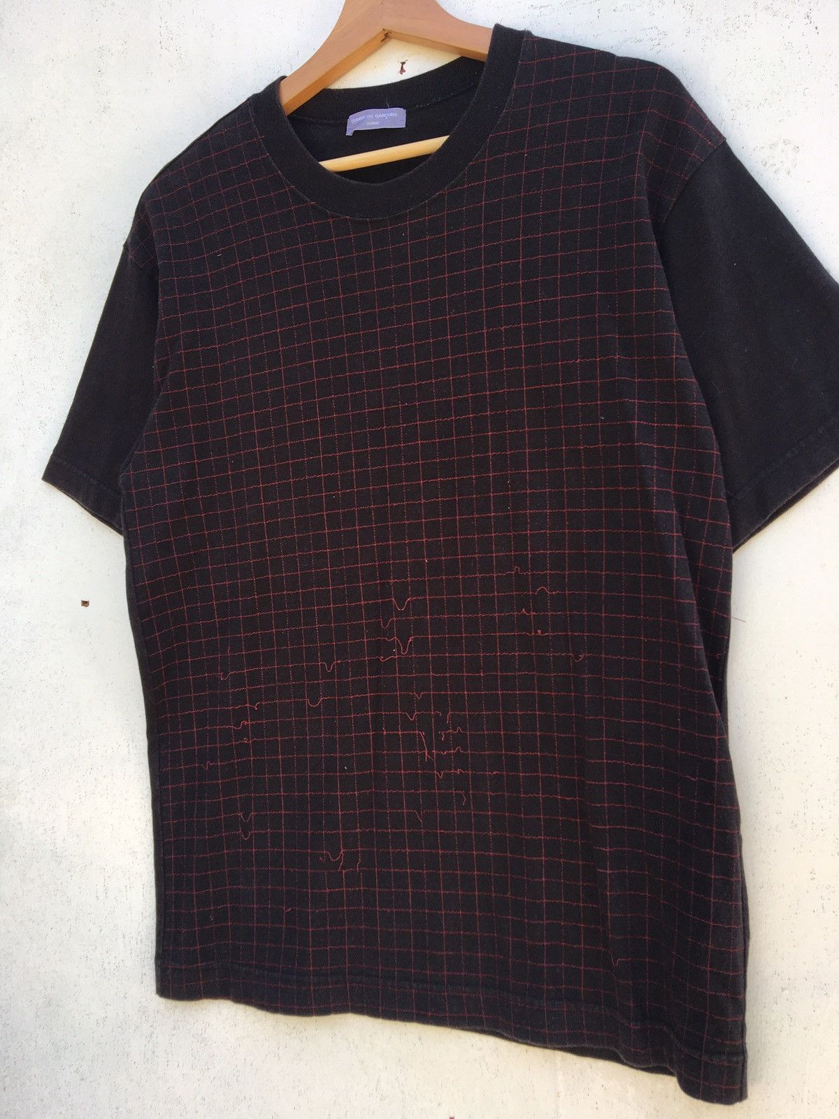 Comme des Garcons Rare Vintage Comme Des Garcons AD2002 Threaded Tshirt Size US S / EU 44-46 / 1 - 3 Thumbnail