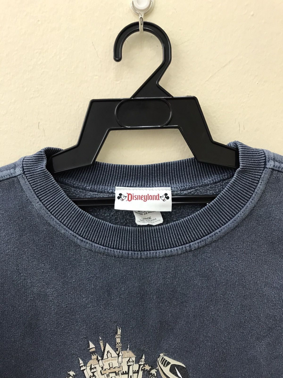 Disney Disneyland 2000 Sweatshirt Size US L / EU 52-54 / 3 - 7 Thumbnail