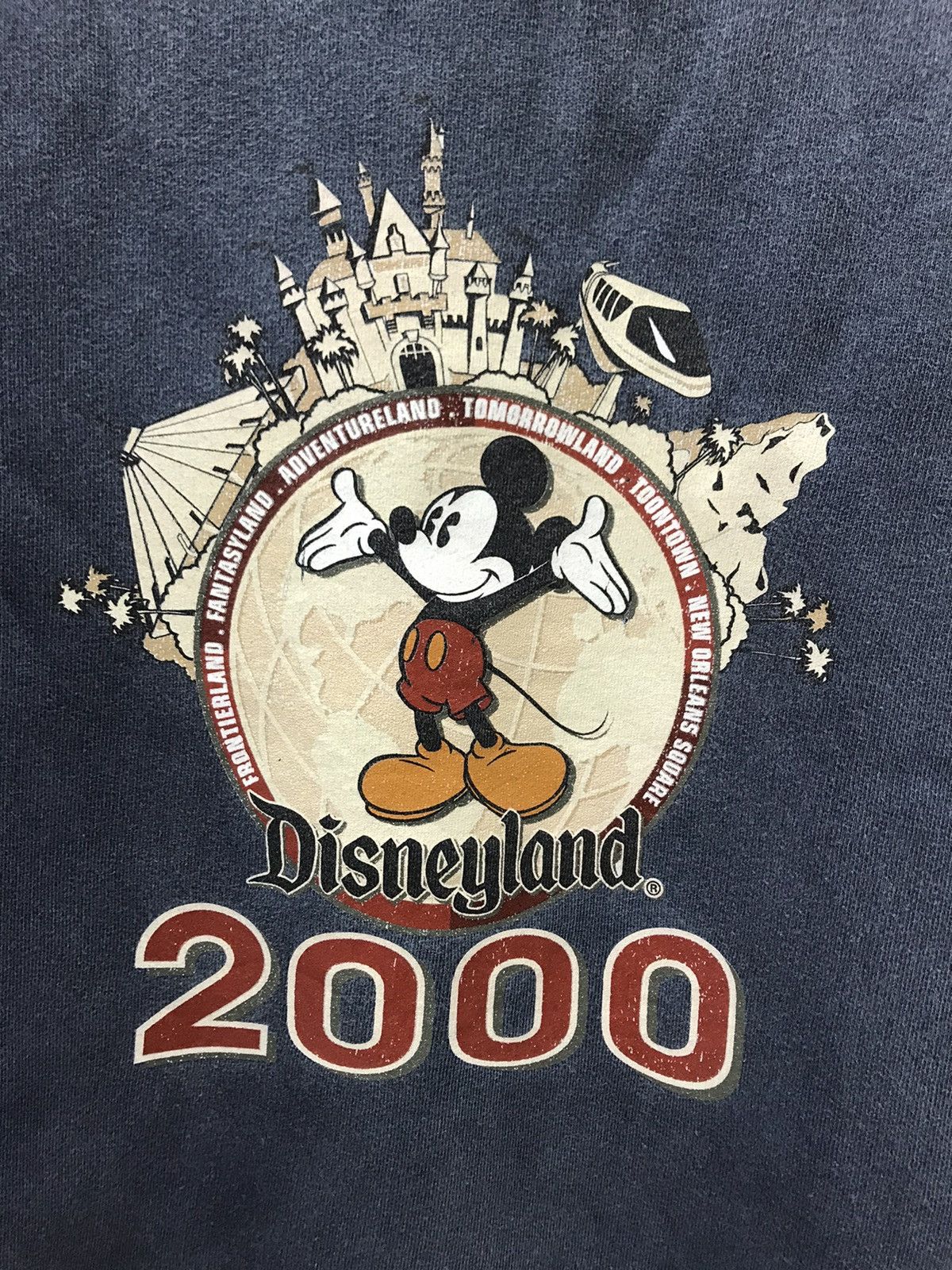 Disney Disneyland 2000 Sweatshirt Size US L / EU 52-54 / 3 - 8 Thumbnail